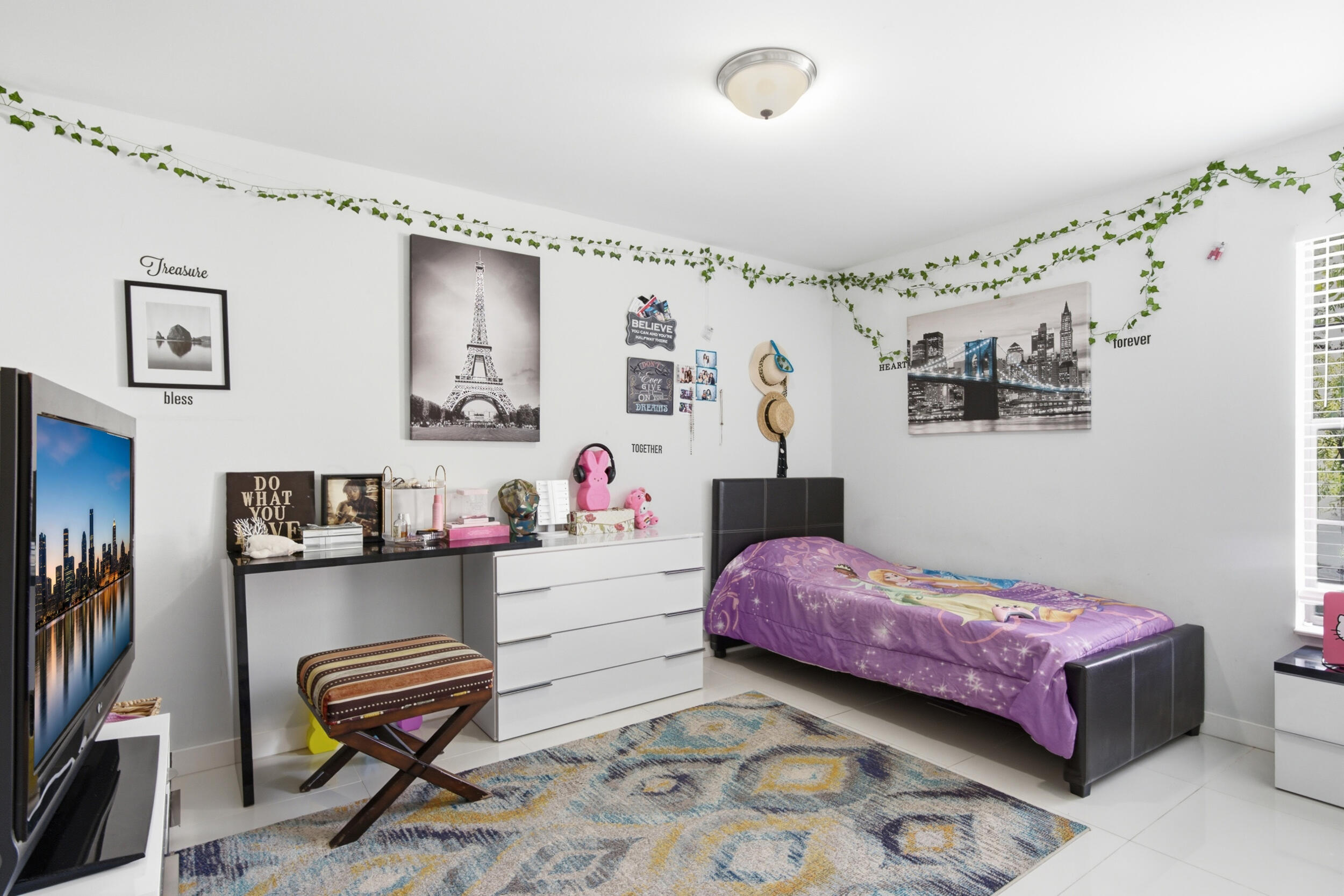 COUNTRYWOOD ESTATES - Residential