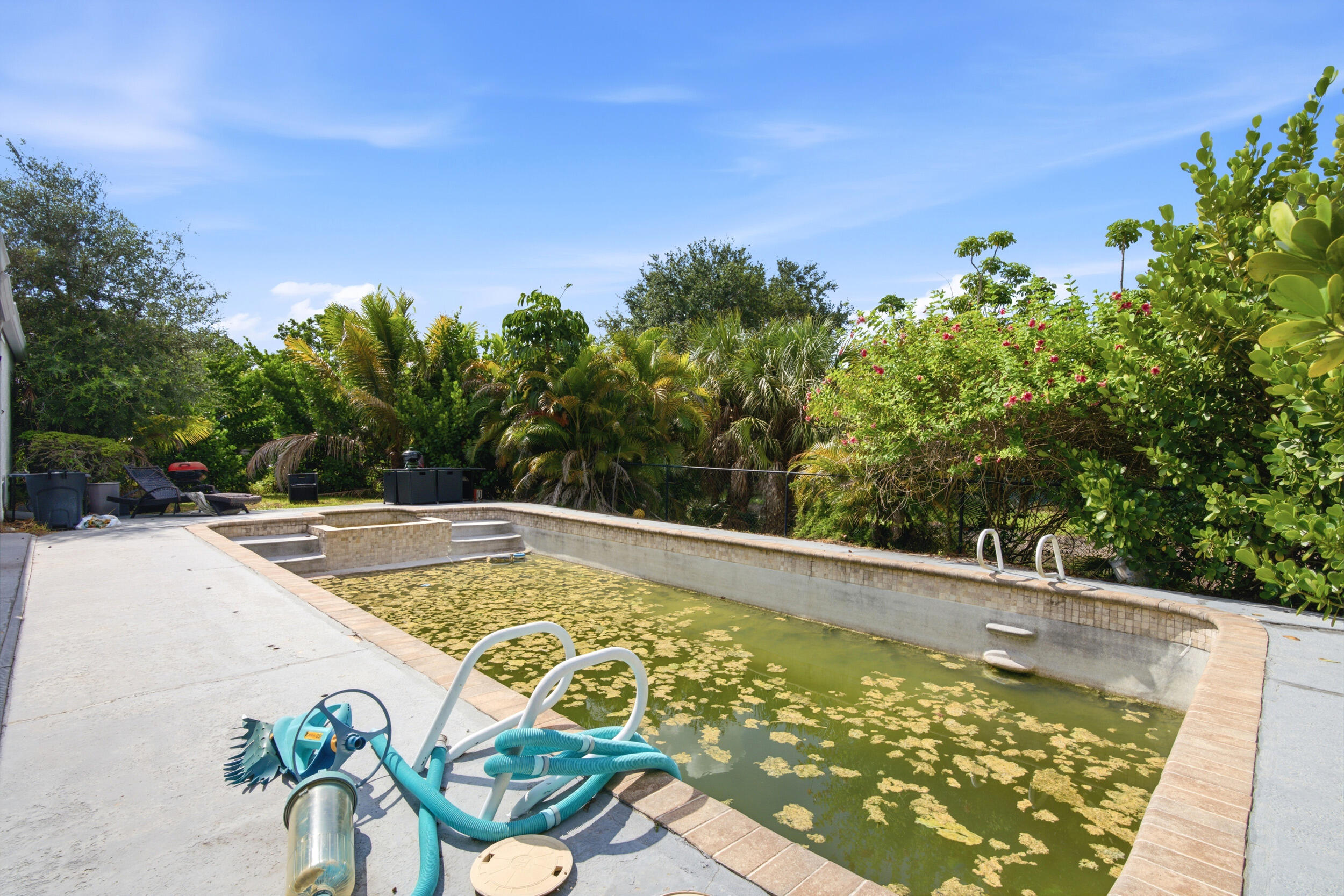 COUNTRYWOOD ESTATES - Residential