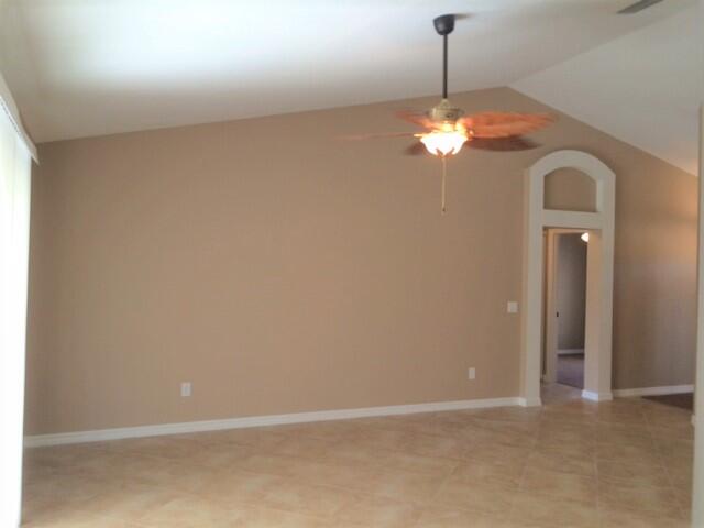 PORT ST LUCIE SECTION  22 - Residential Lease