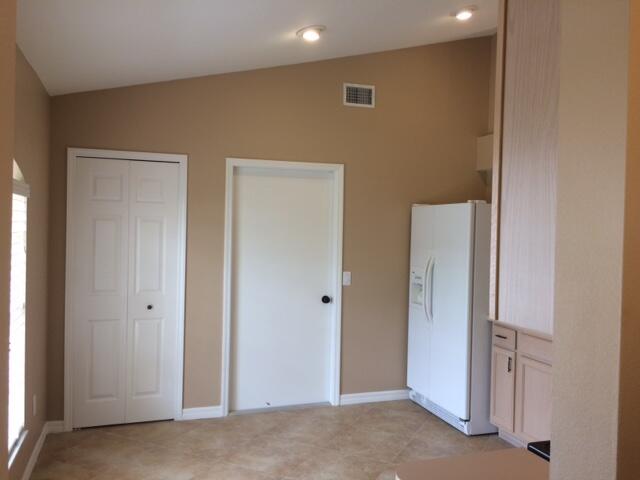 PORT ST LUCIE SECTION  22 - Residential Lease