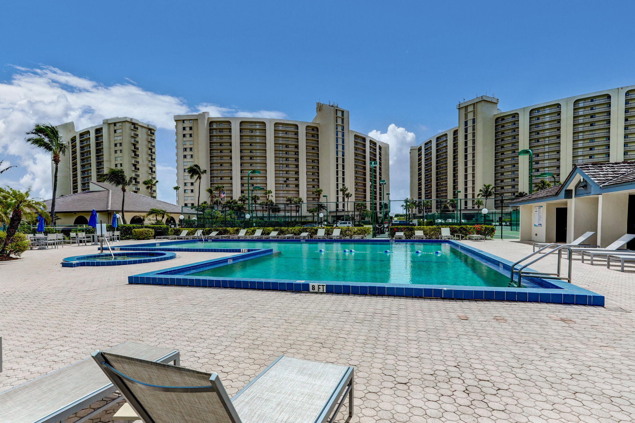 OCEAN TRAIL CONDO IV - Residential