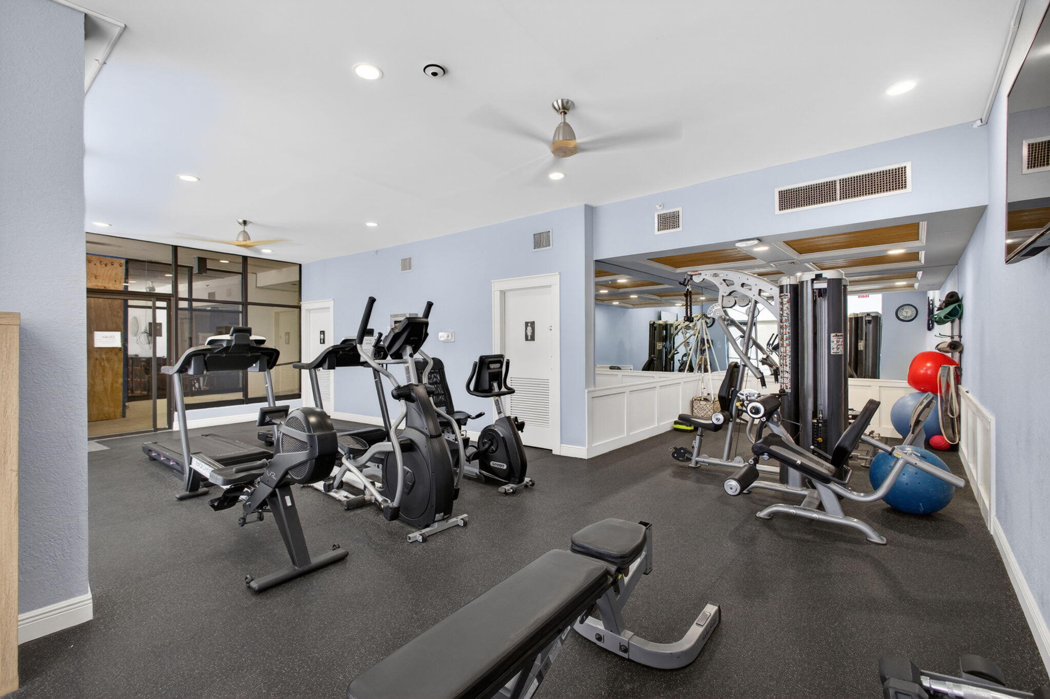OCEAN TRAIL CONDO IV - Residential