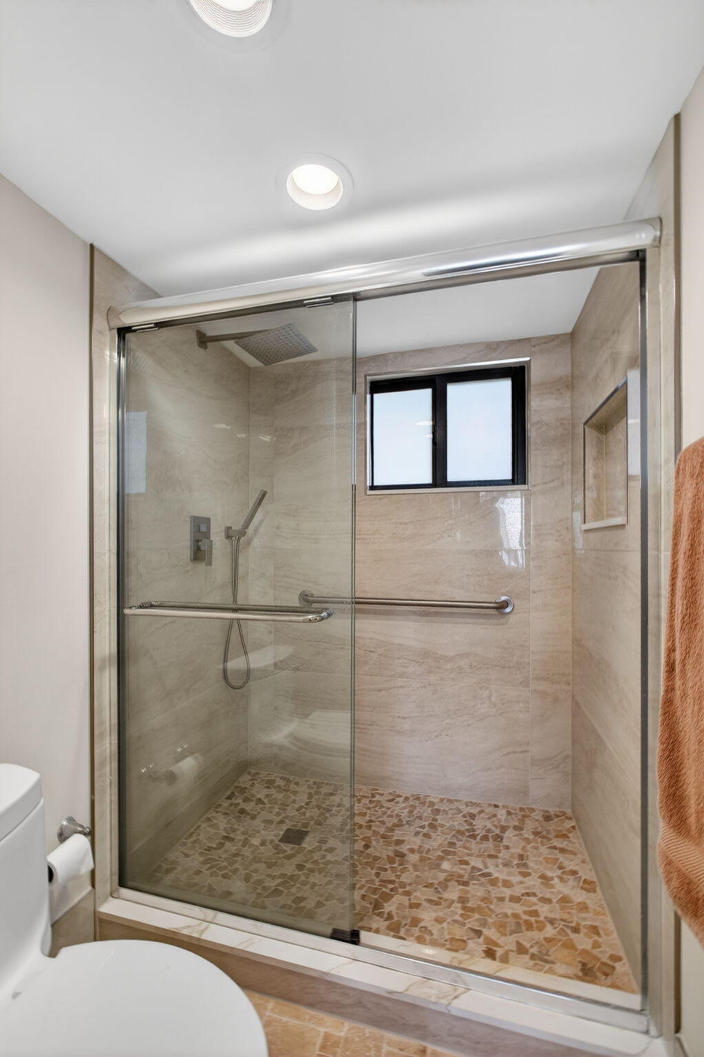 OCEAN TRAIL CONDO IV - Residential