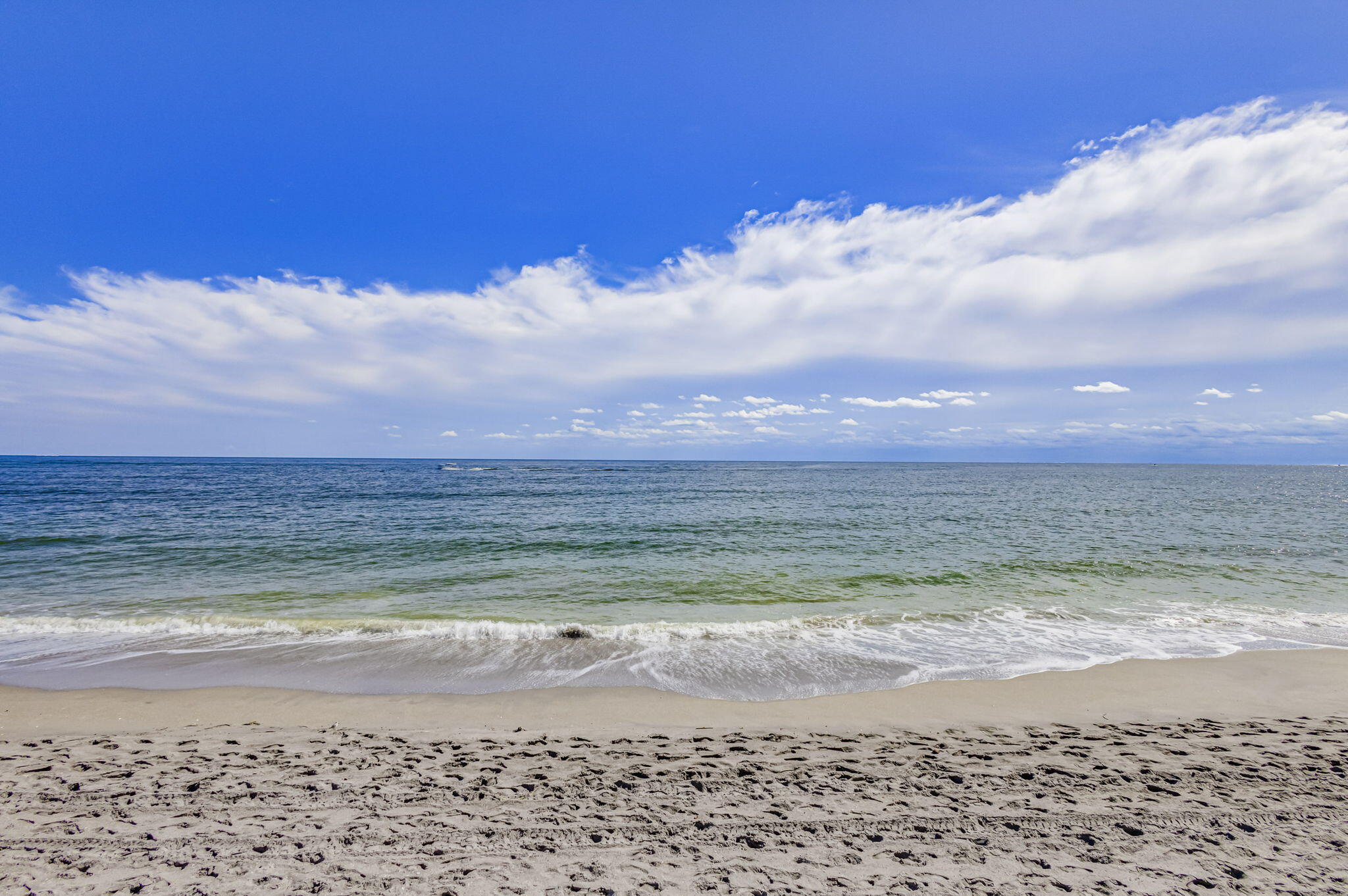 OCEAN TRAIL CONDO IV - Residential