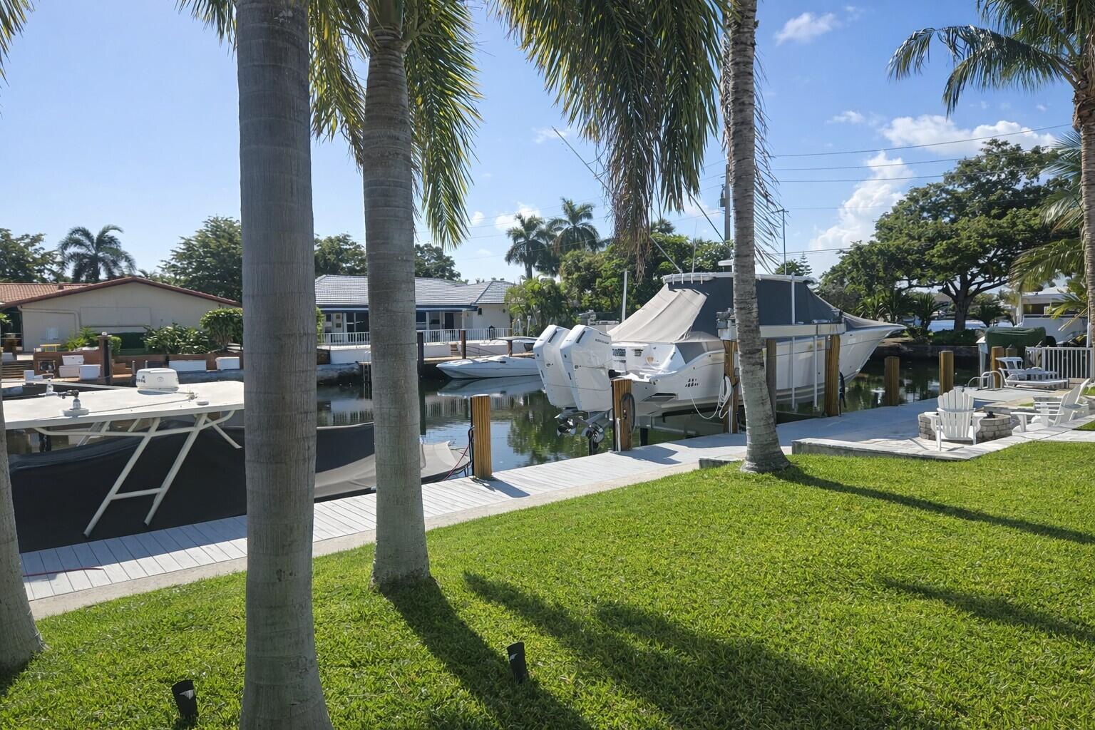 VENETIAN ISLES 2ND SEC - Residential