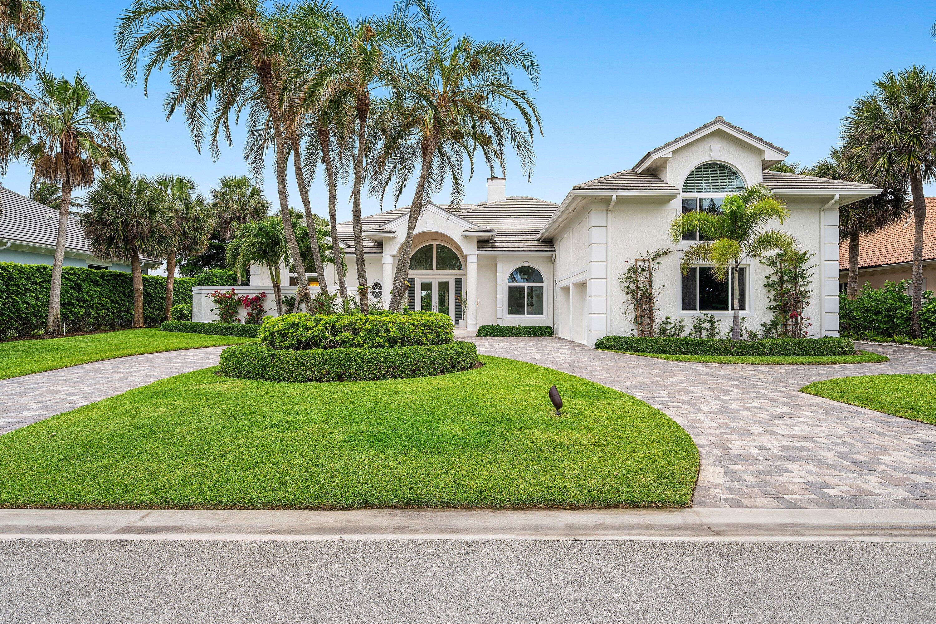 SAILFISH POINT - Residential