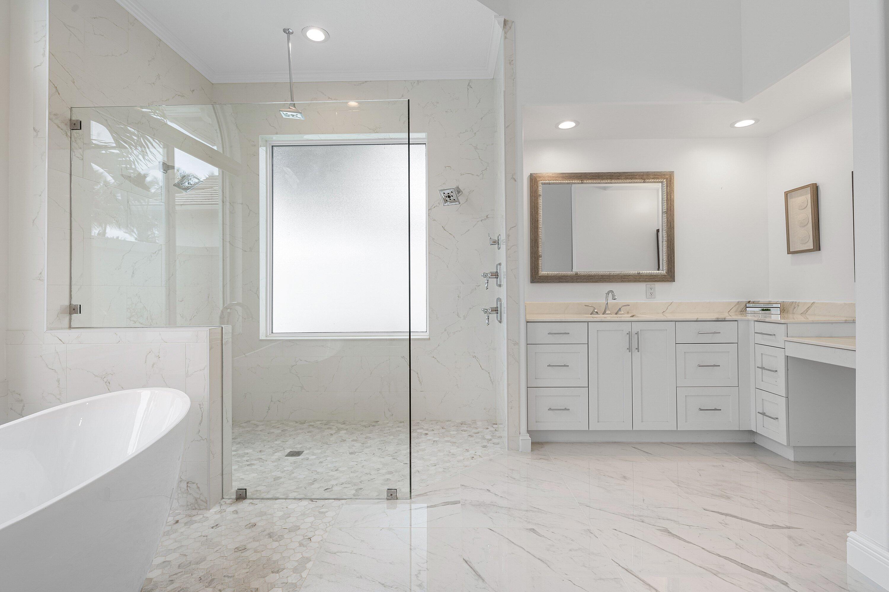 SAILFISH POINT - Residential