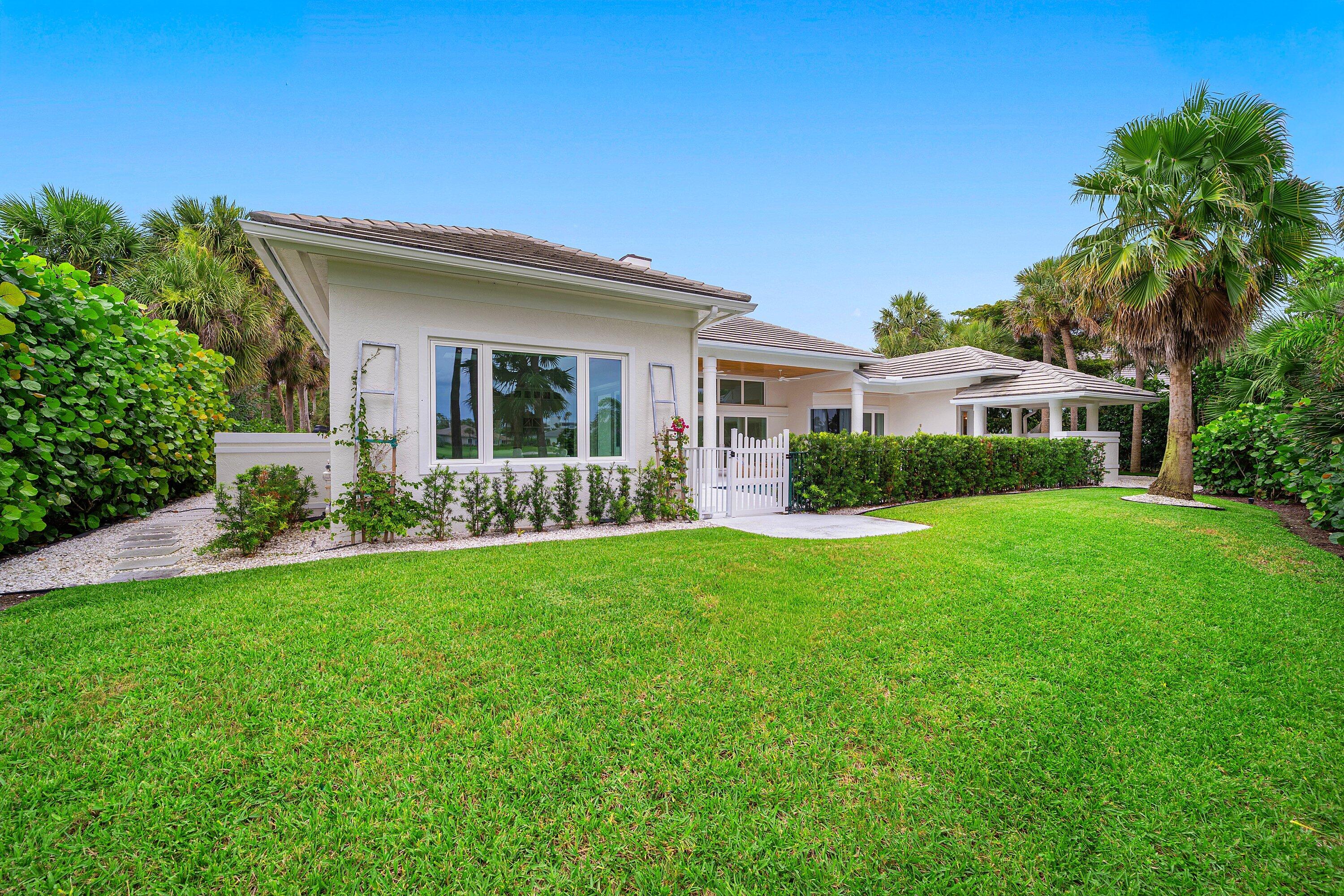 SAILFISH POINT - Residential