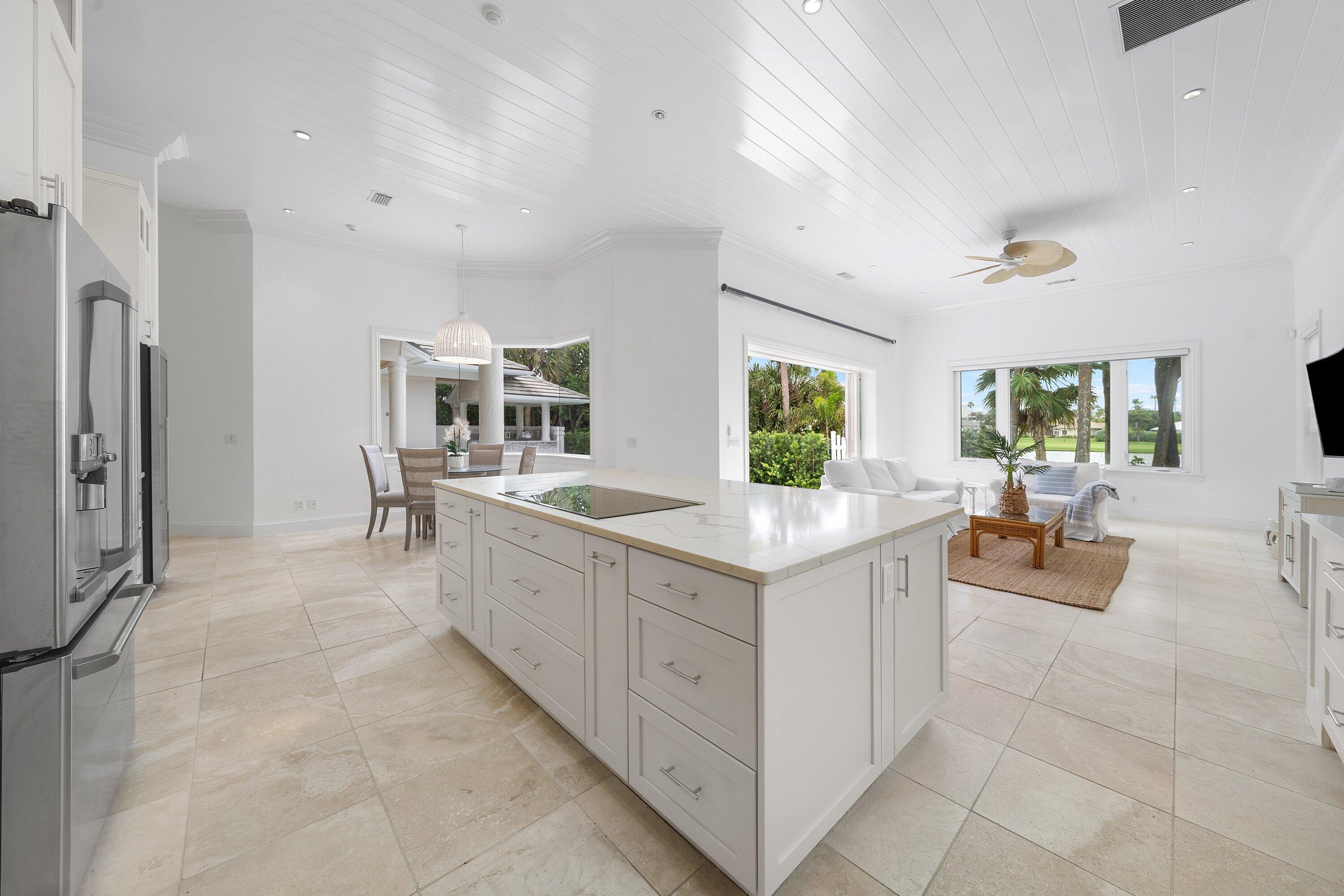 SAILFISH POINT - Residential