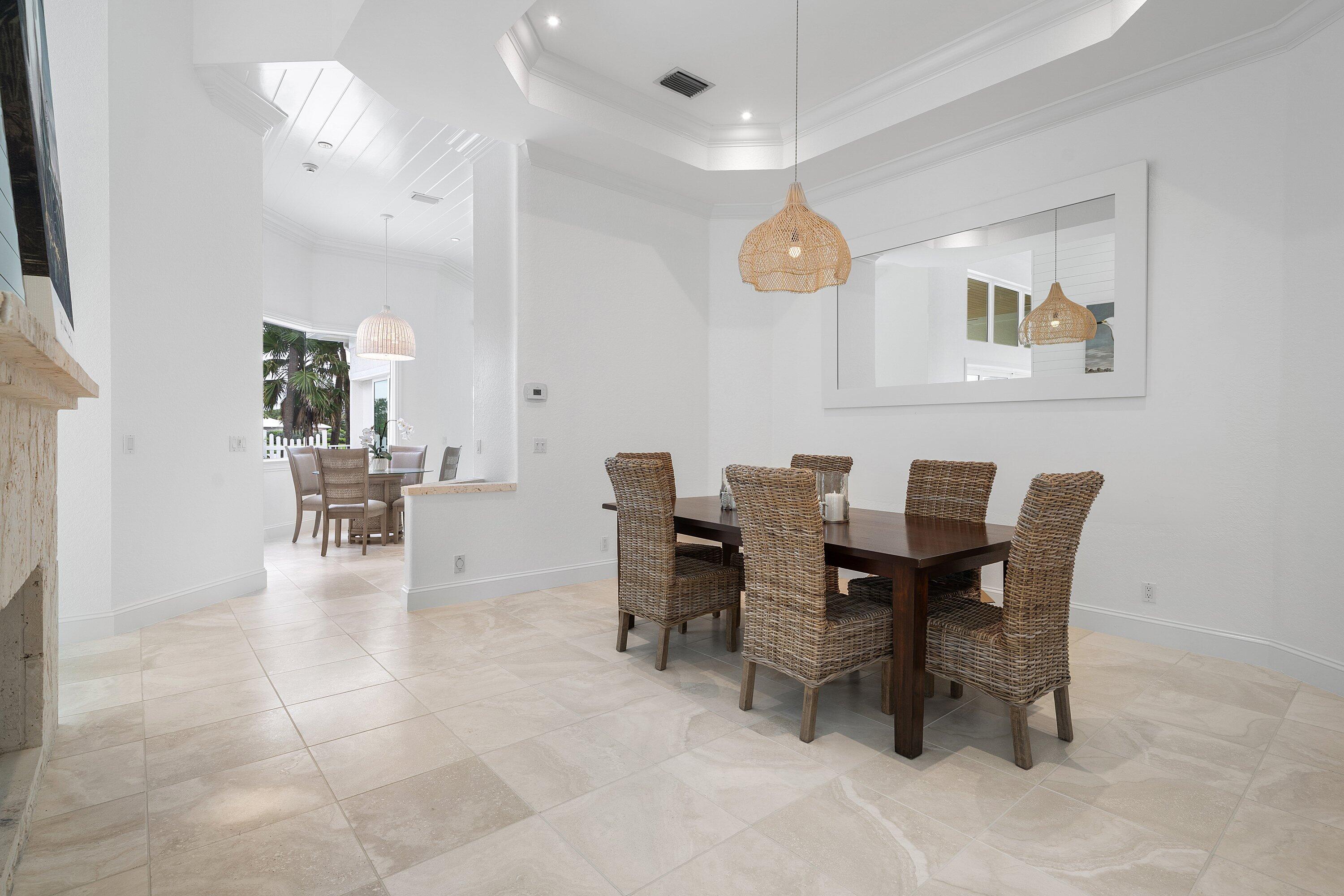 SAILFISH POINT - Residential