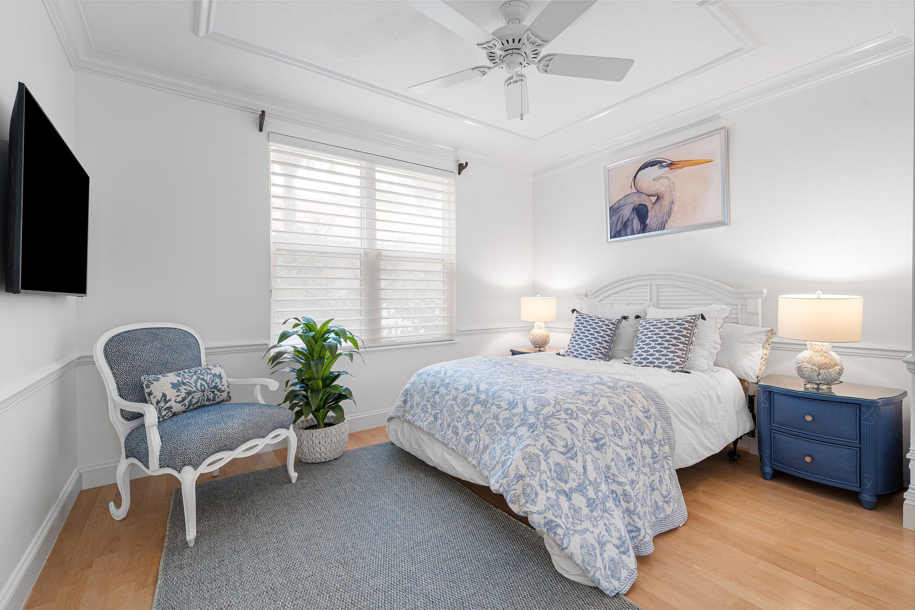 SAILFISH POINT - Residential