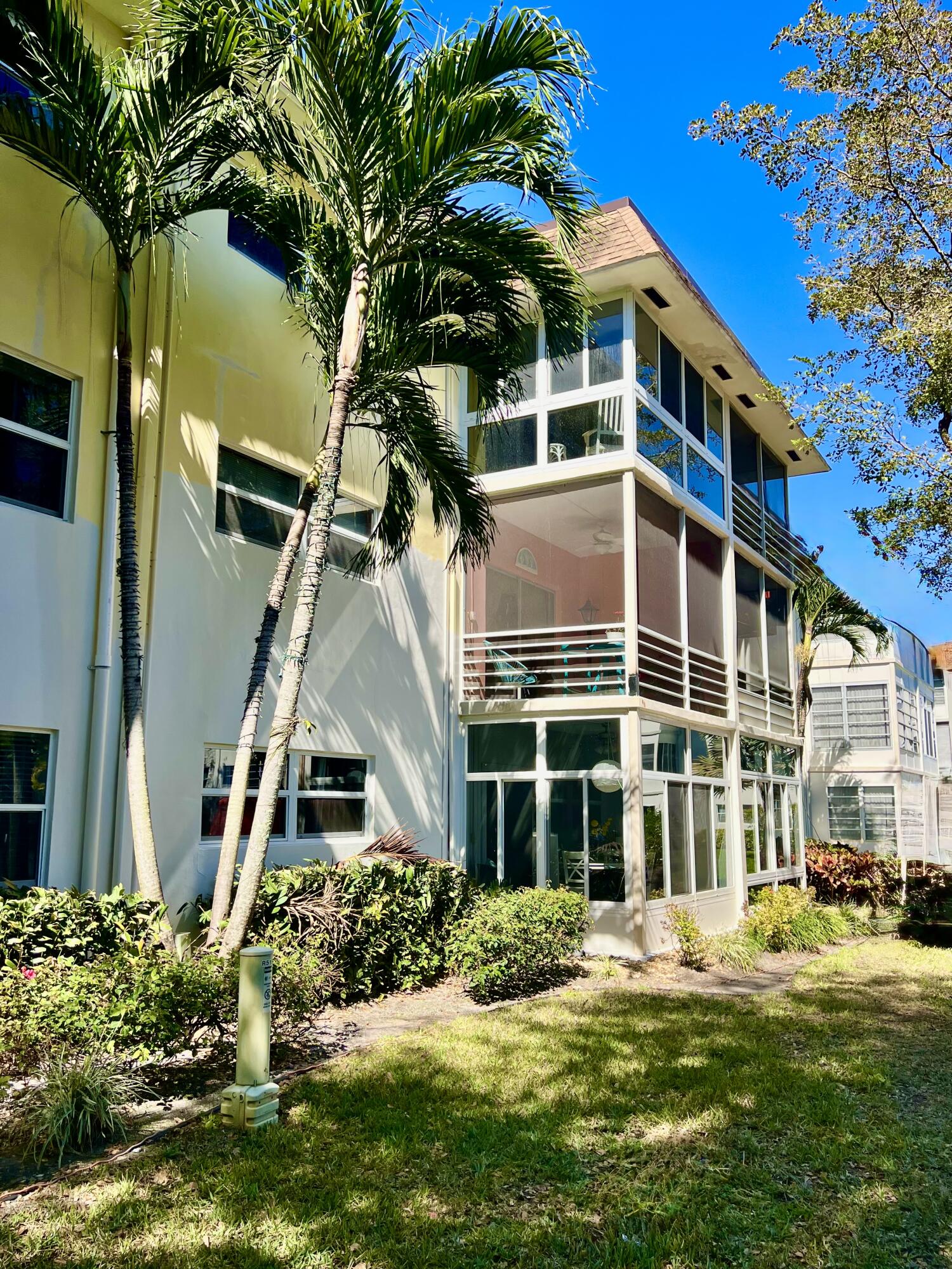 NARCISSUS GARDENS CONDO - Residential