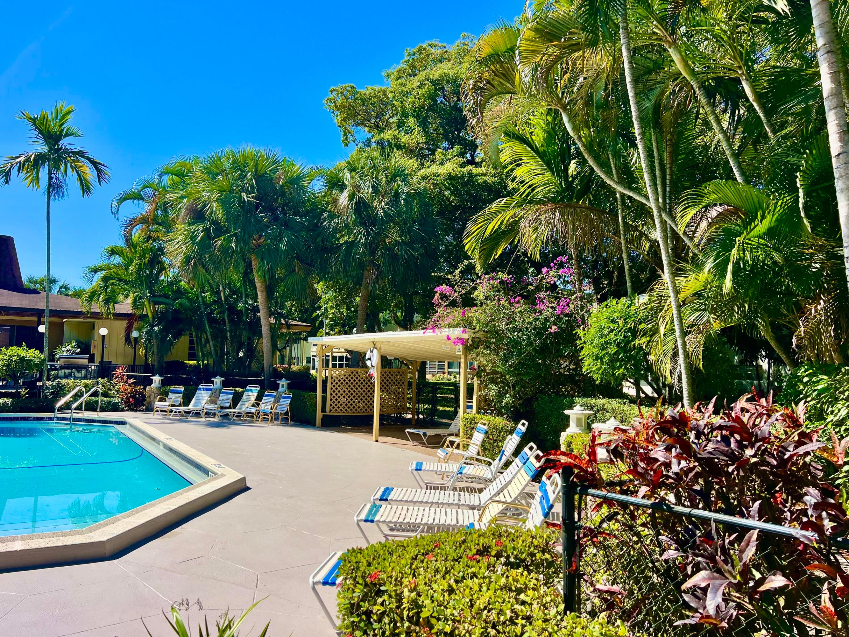 NARCISSUS GARDENS CONDO - Residential