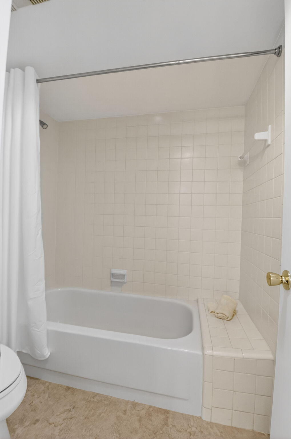 BANYAN TREE VILLAGE CONDO - Residential