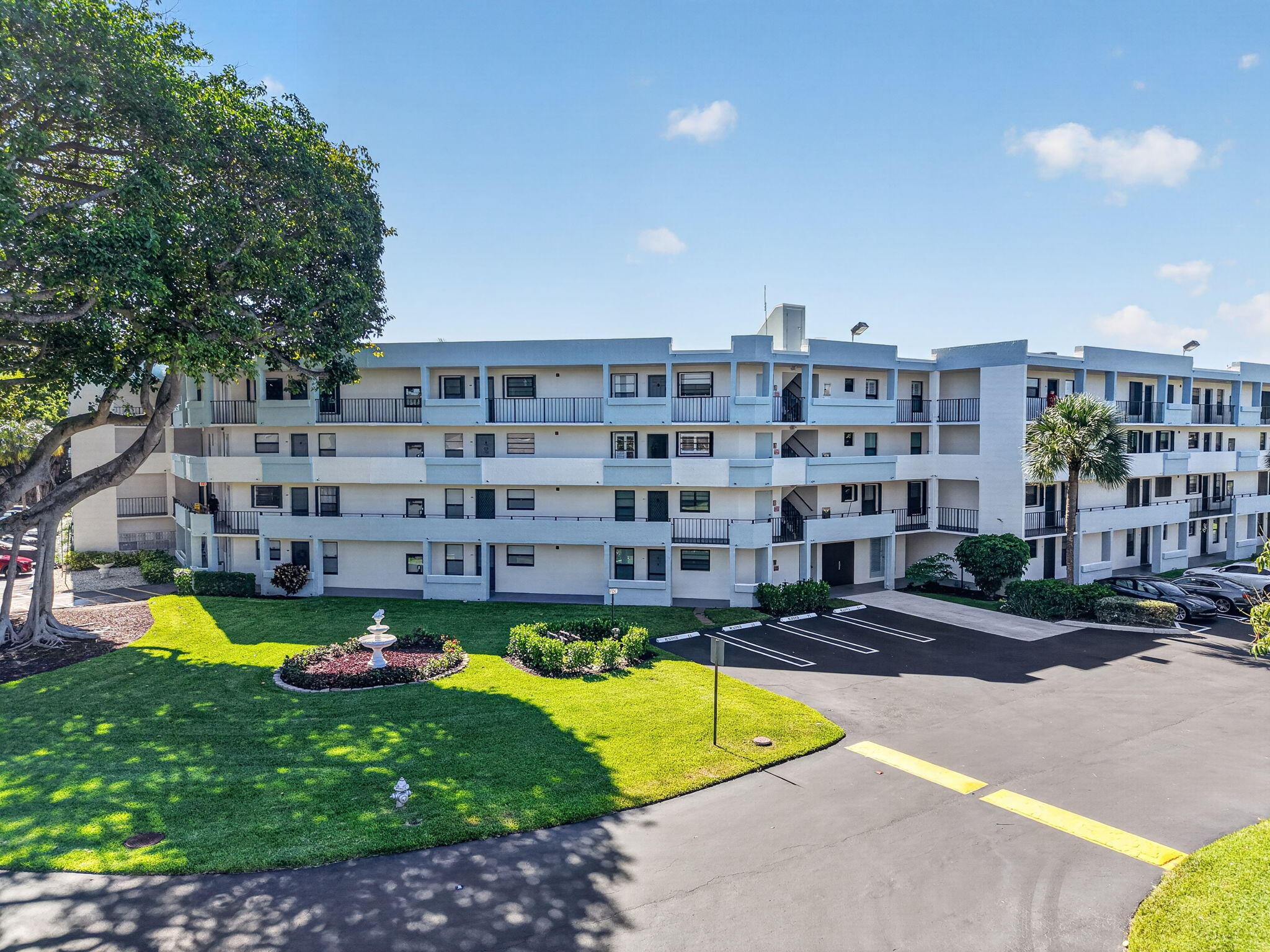 BANYAN TREE VILLAGE CONDO - Residential