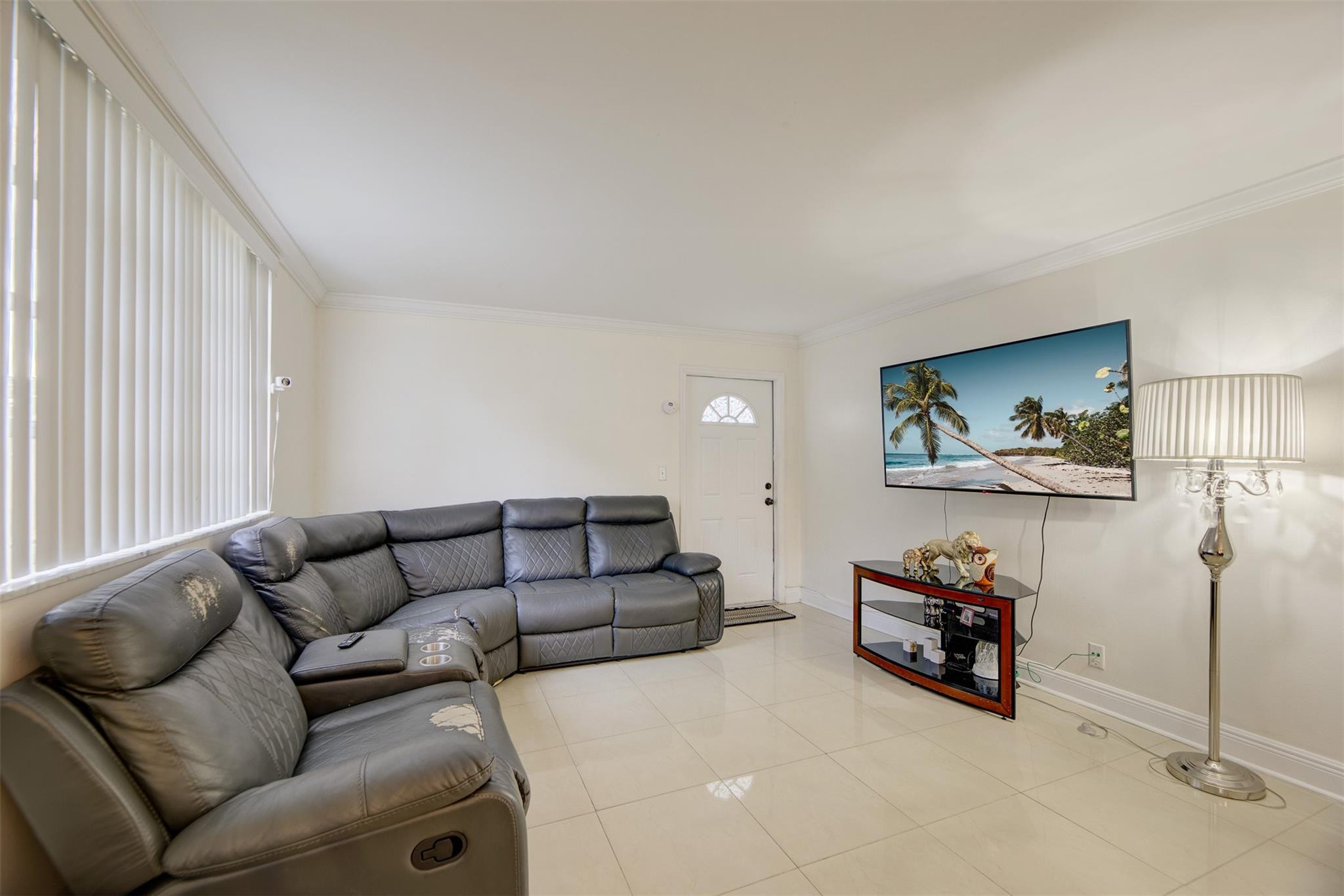 GATELAND VILLAGE SEC D CONDO - Residential
