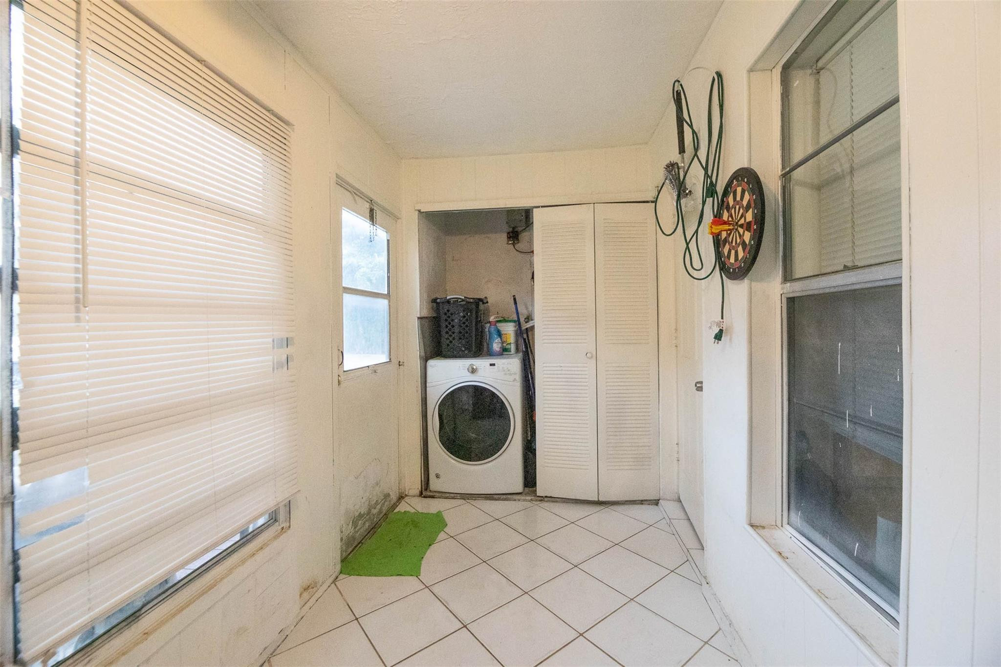 GATELAND VILLAGE SEC D CONDO - Residential
