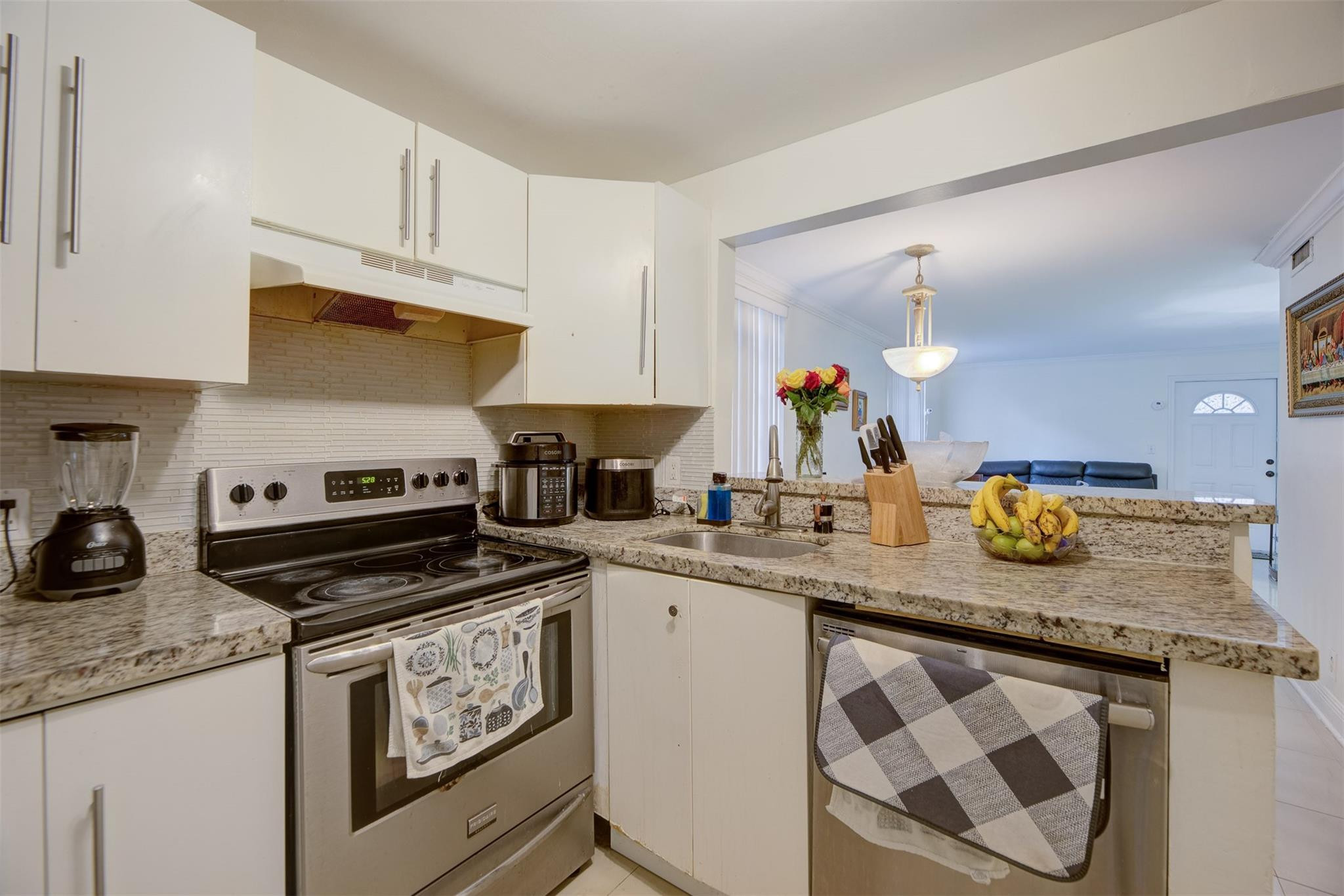 GATELAND VILLAGE SEC D CONDO - Residential