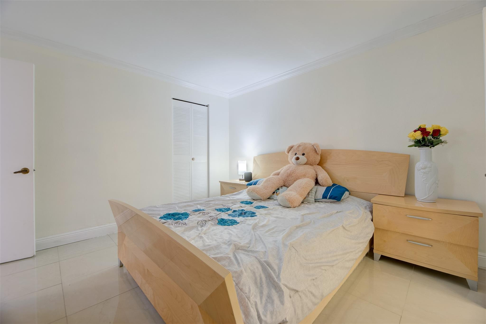GATELAND VILLAGE SEC D CONDO - Residential