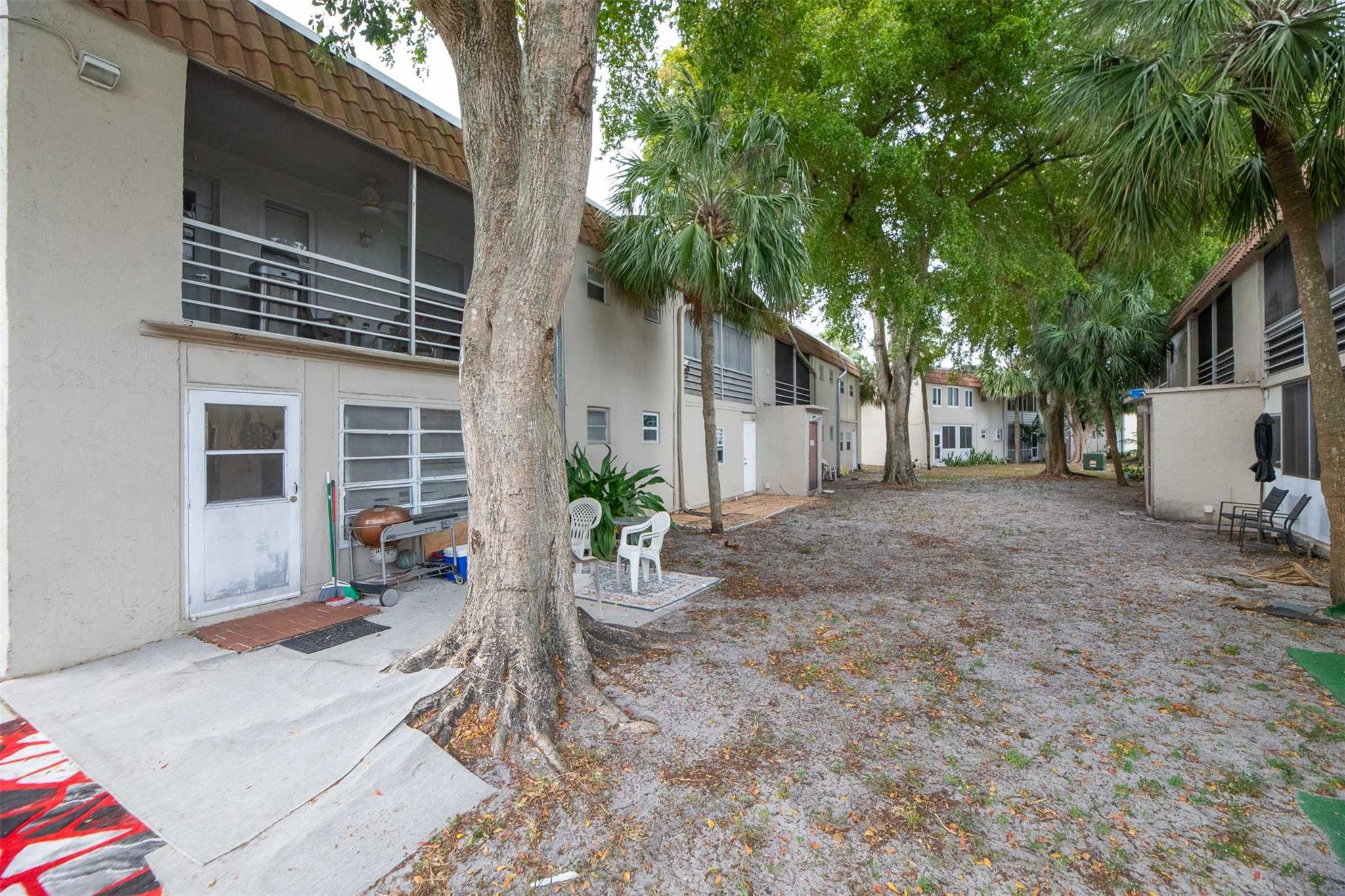 GATELAND VILLAGE SEC D CONDO - Residential