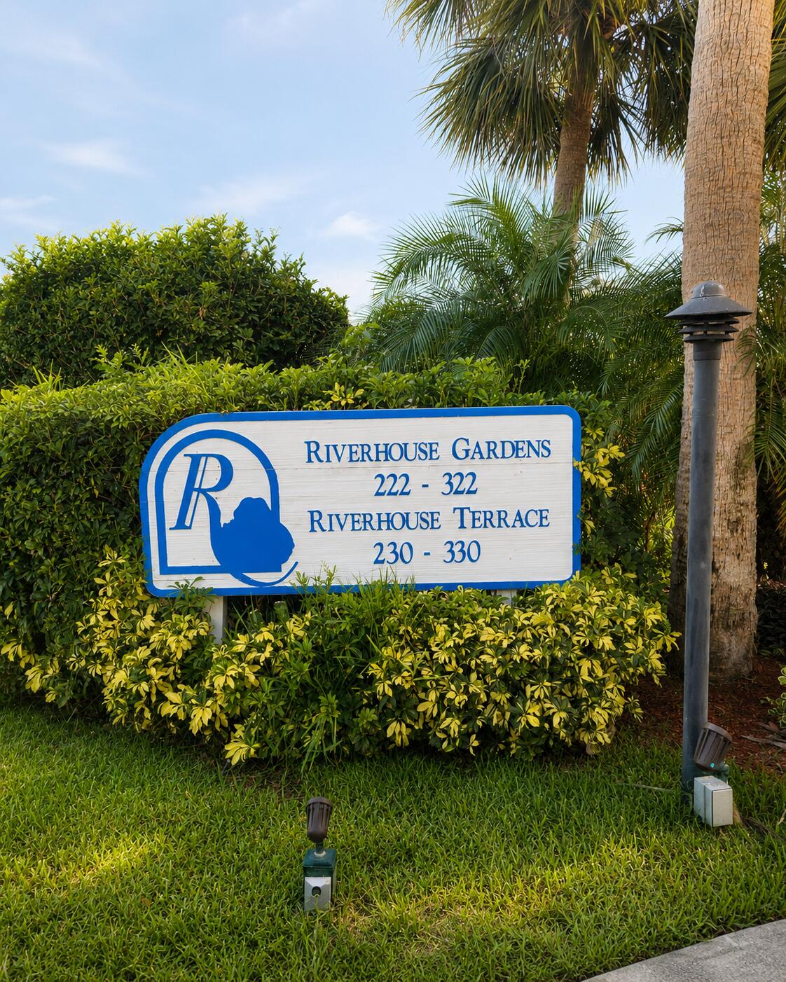 RIVER HOUSE GARDENS CONDO - Residential