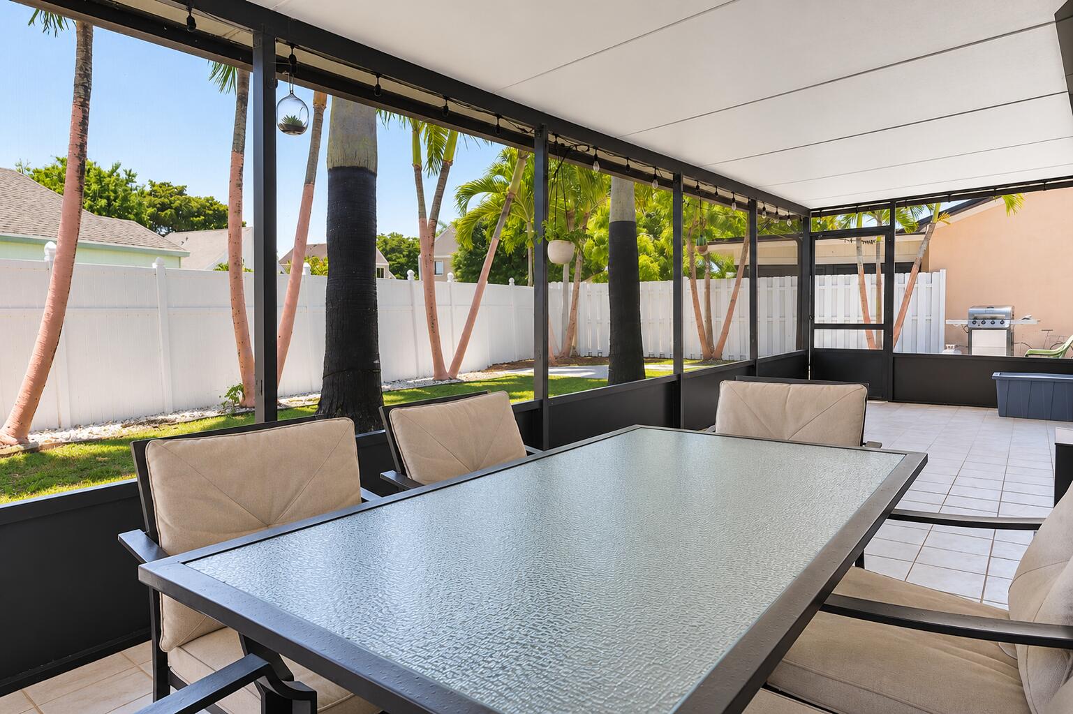 BOYNTON LAKES 6 - Residential