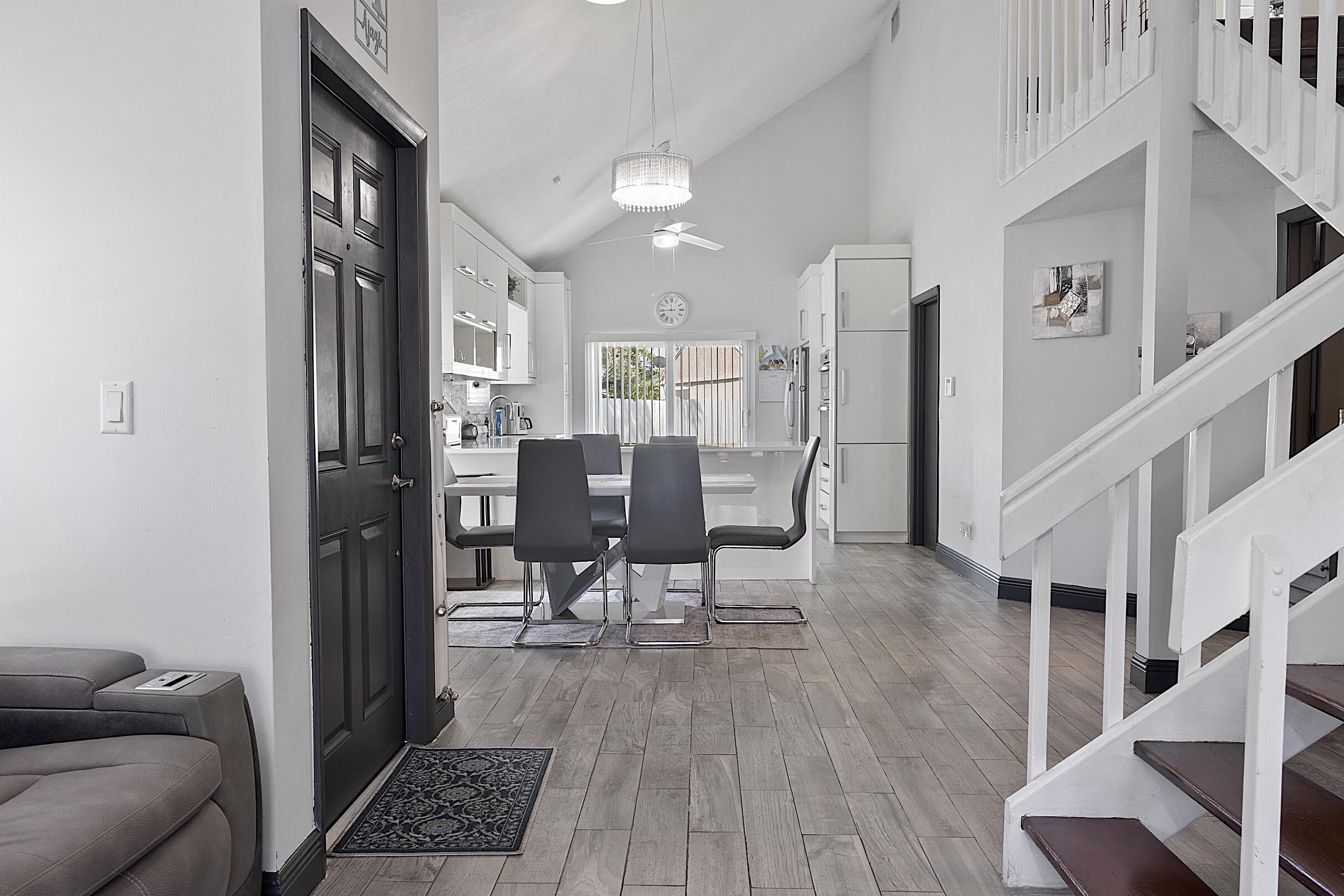 BOYNTON LAKES 6 - Residential