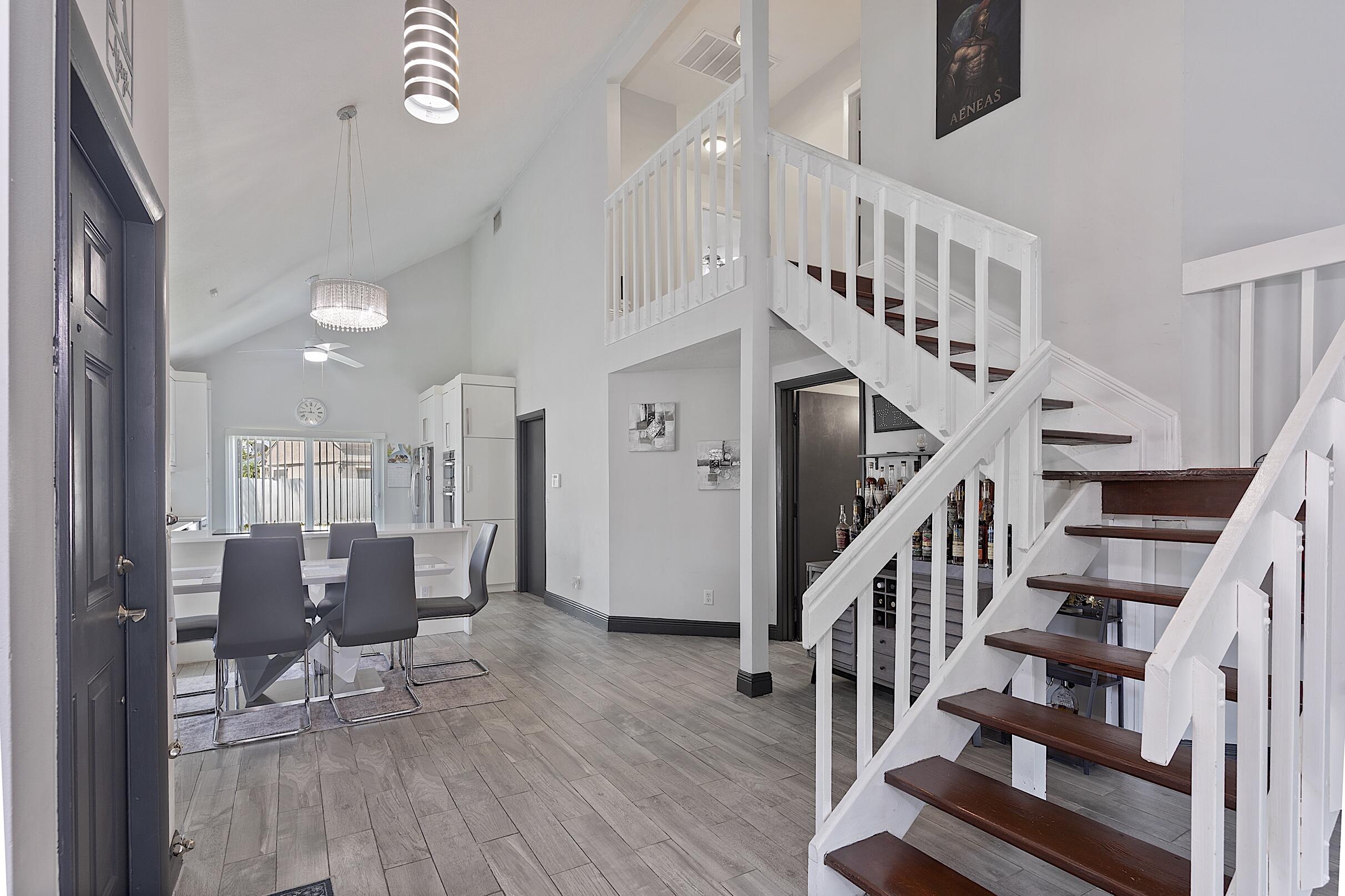 BOYNTON LAKES 6 - Residential