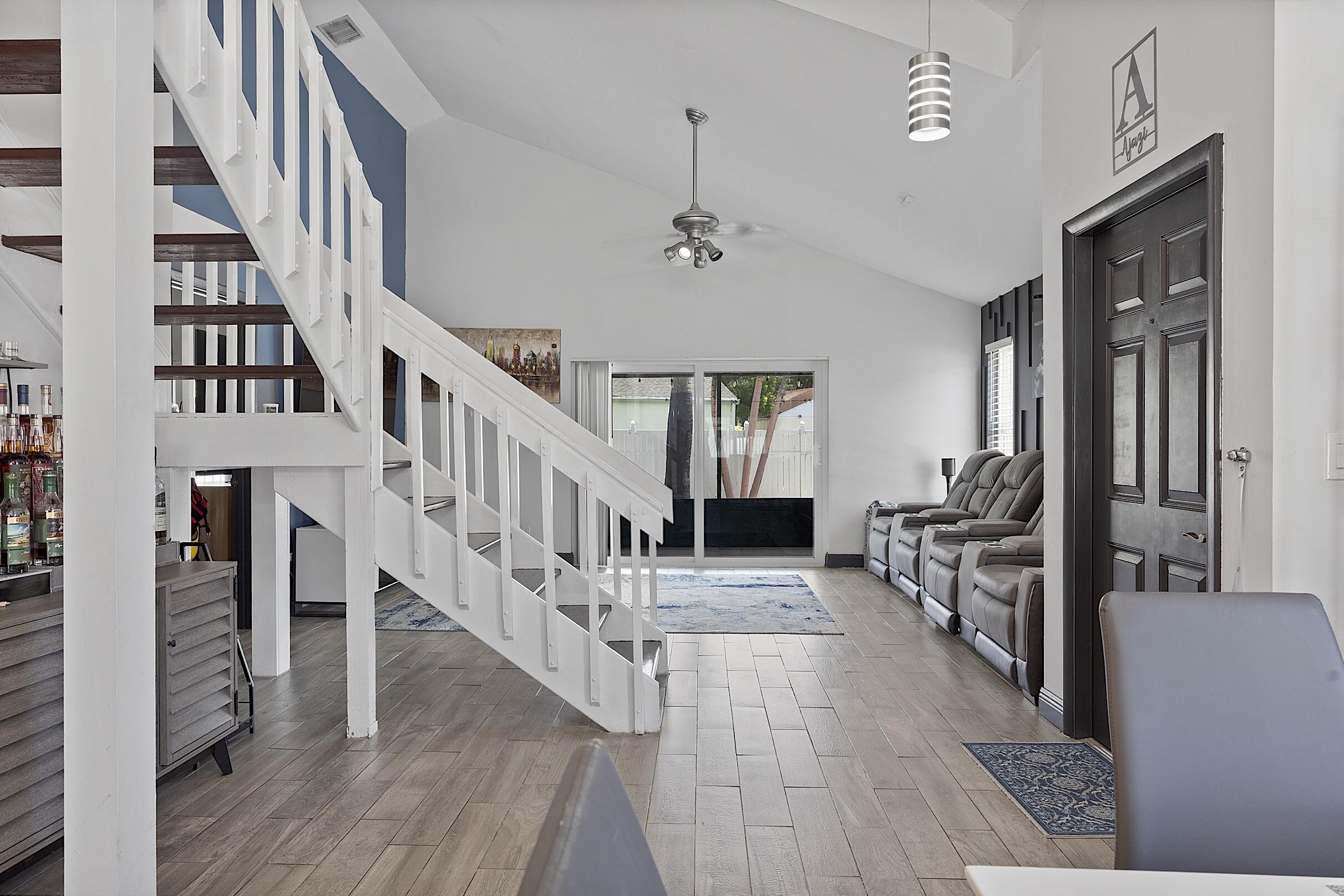 BOYNTON LAKES 6 - Residential