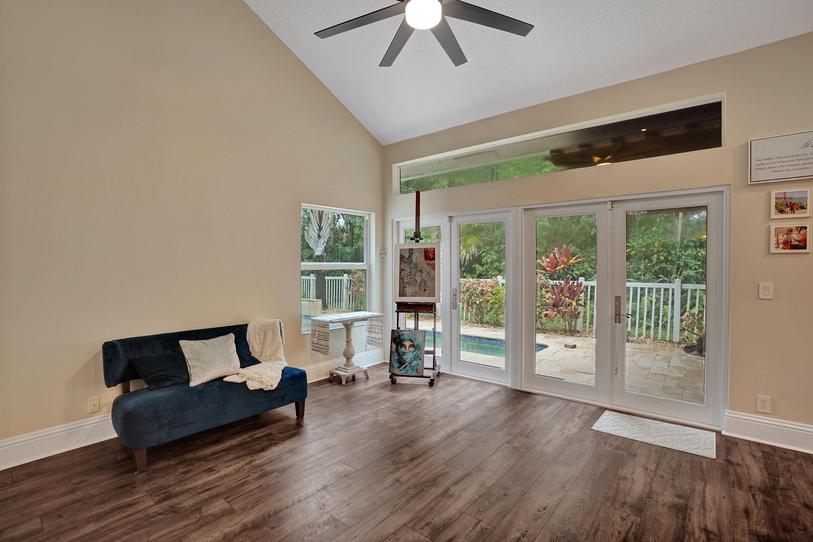 COUNTRYS POINT - Residential