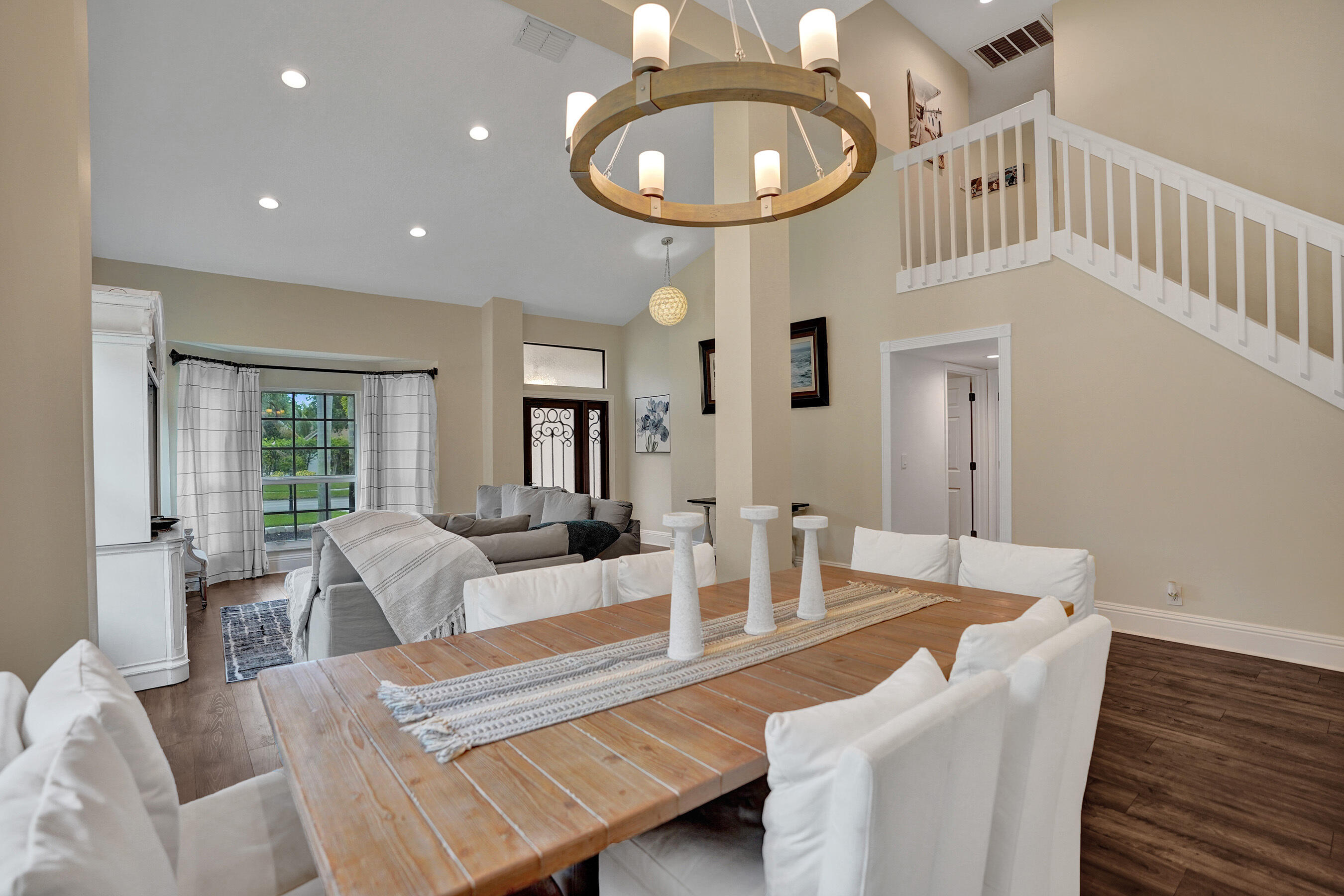 COUNTRYS POINT - Residential