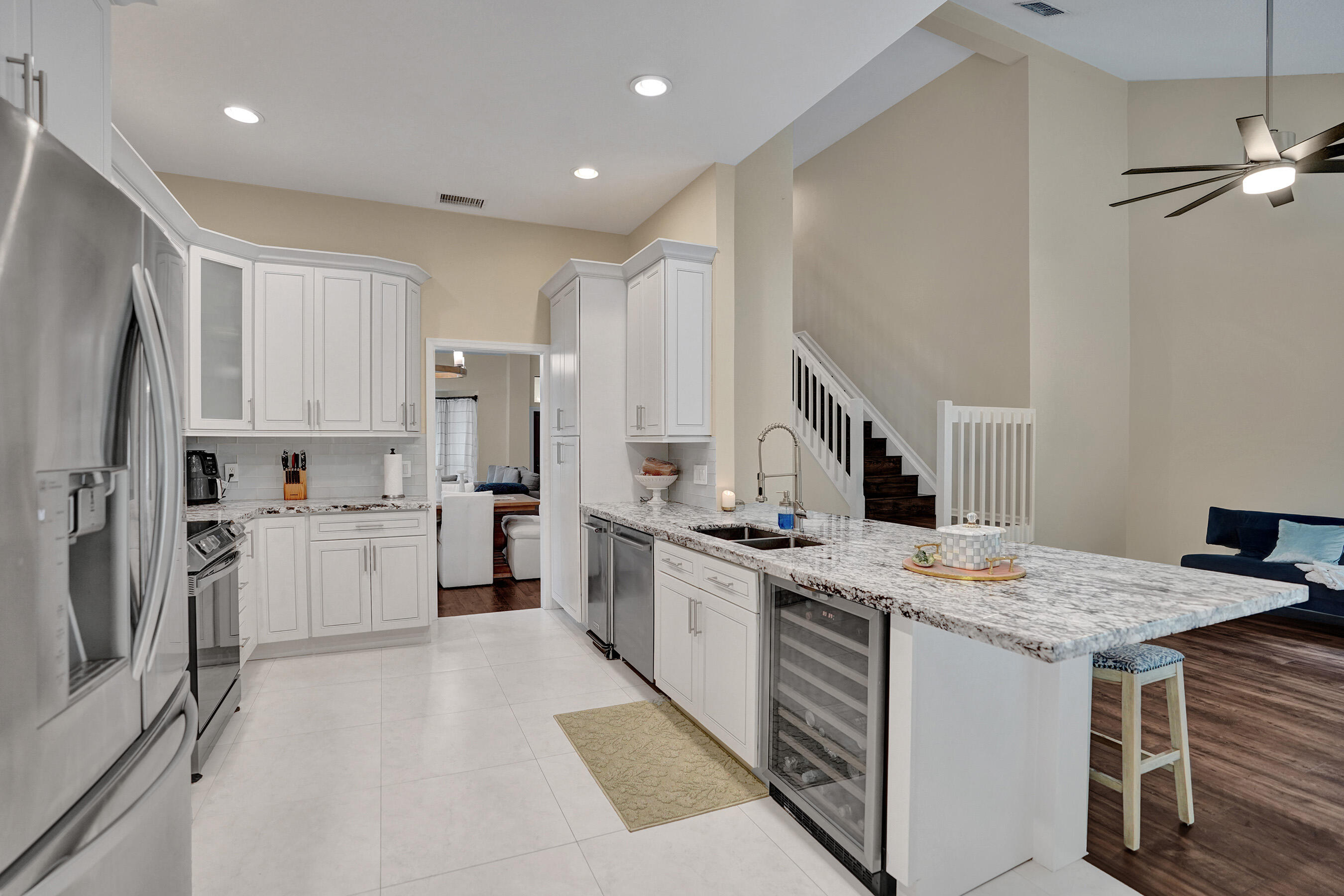 COUNTRYS POINT - Residential