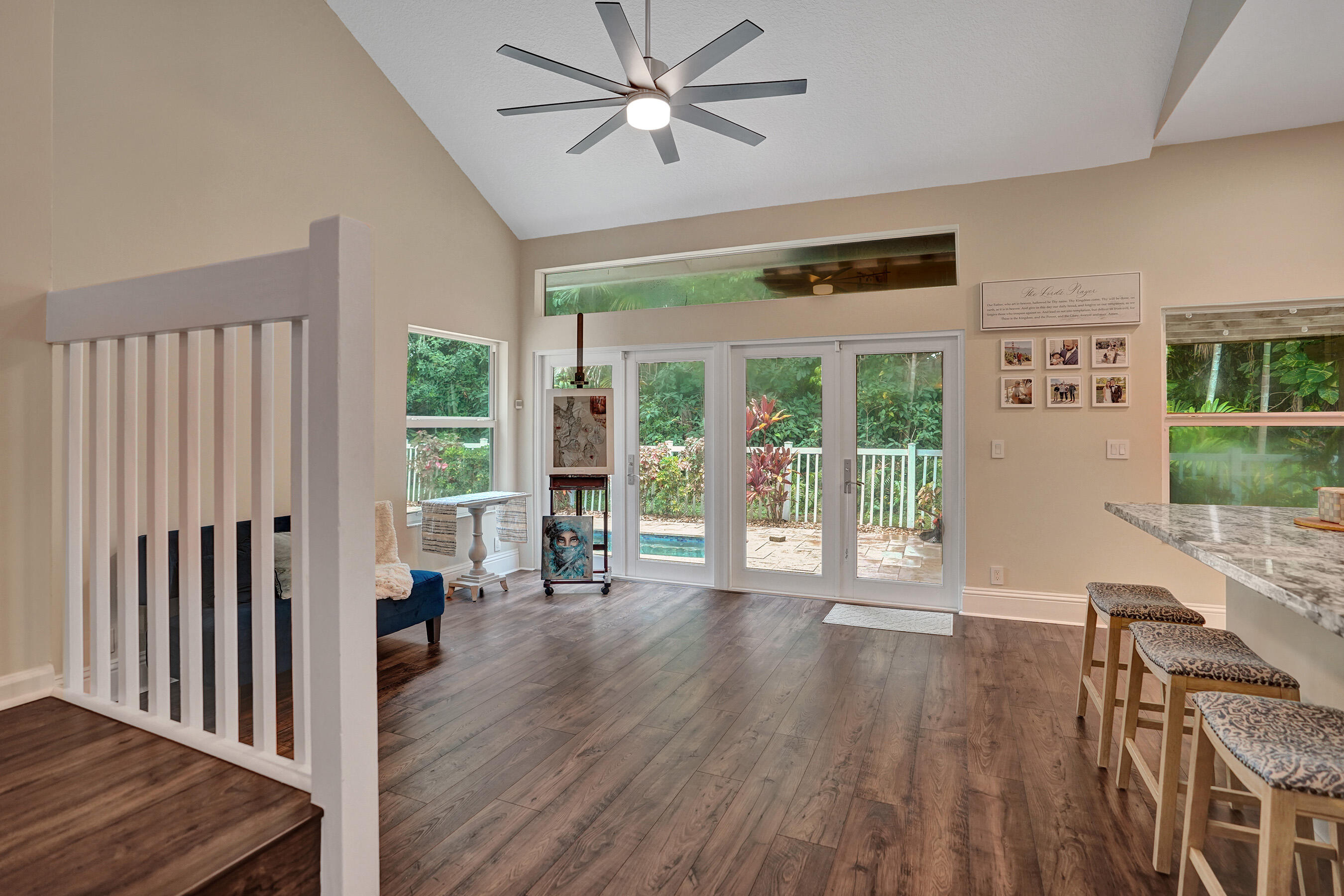 COUNTRYS POINT - Residential