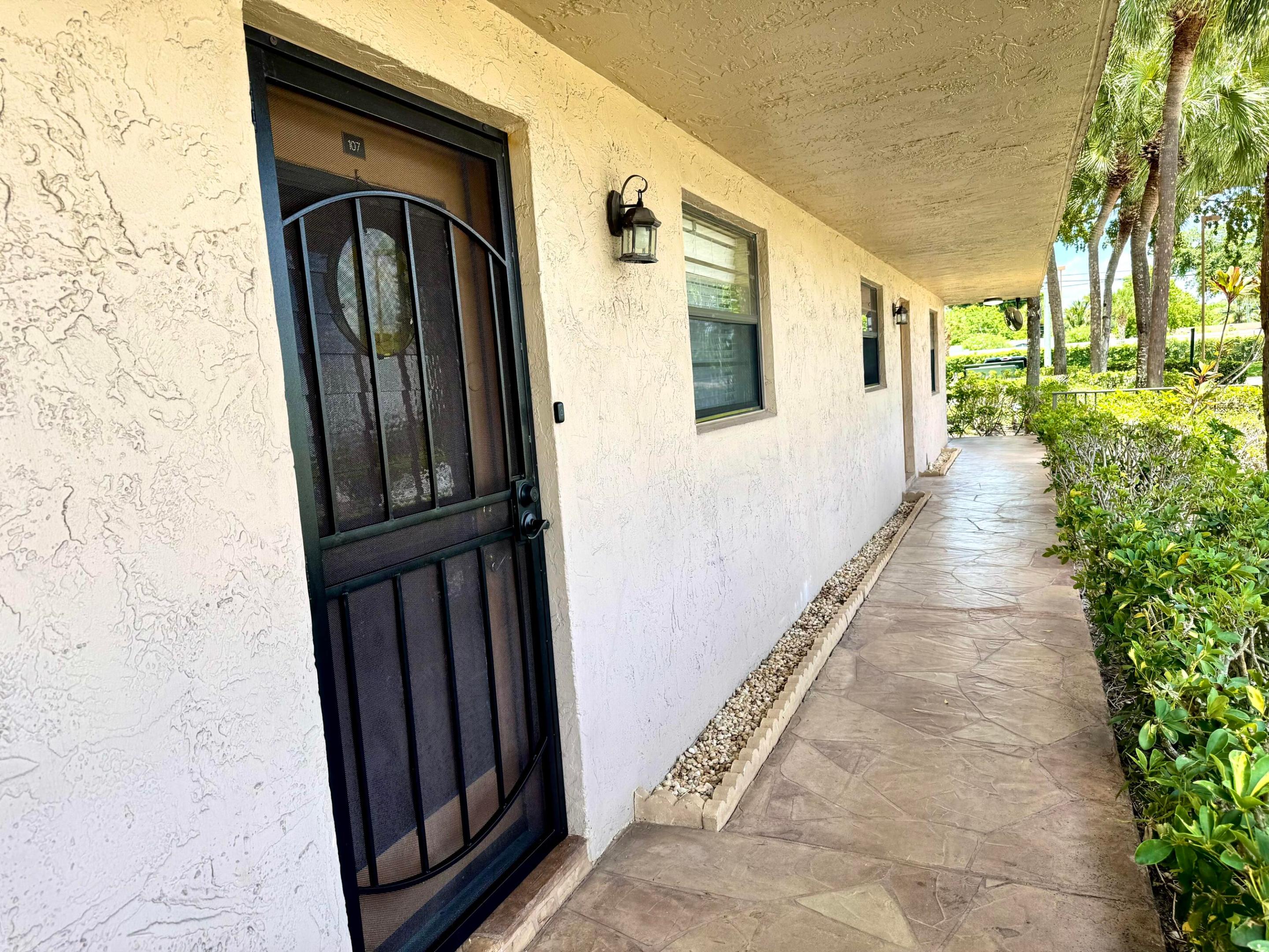 LAKES OF CARRIAGE HILLS - Residential