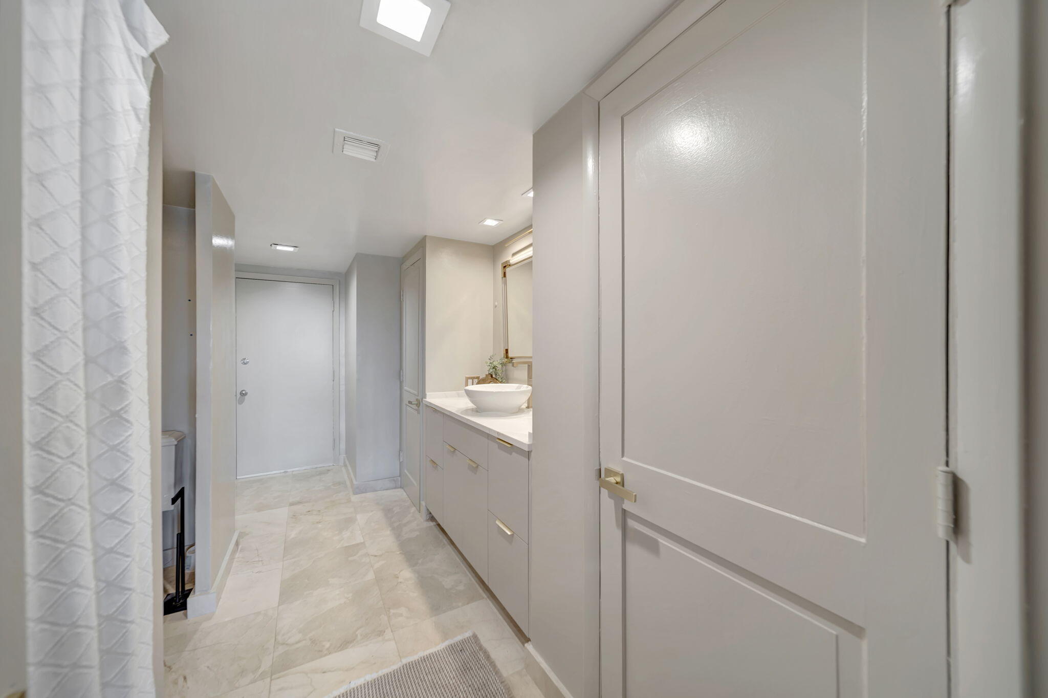 POINT OF AMERICAS CONDO - Residential