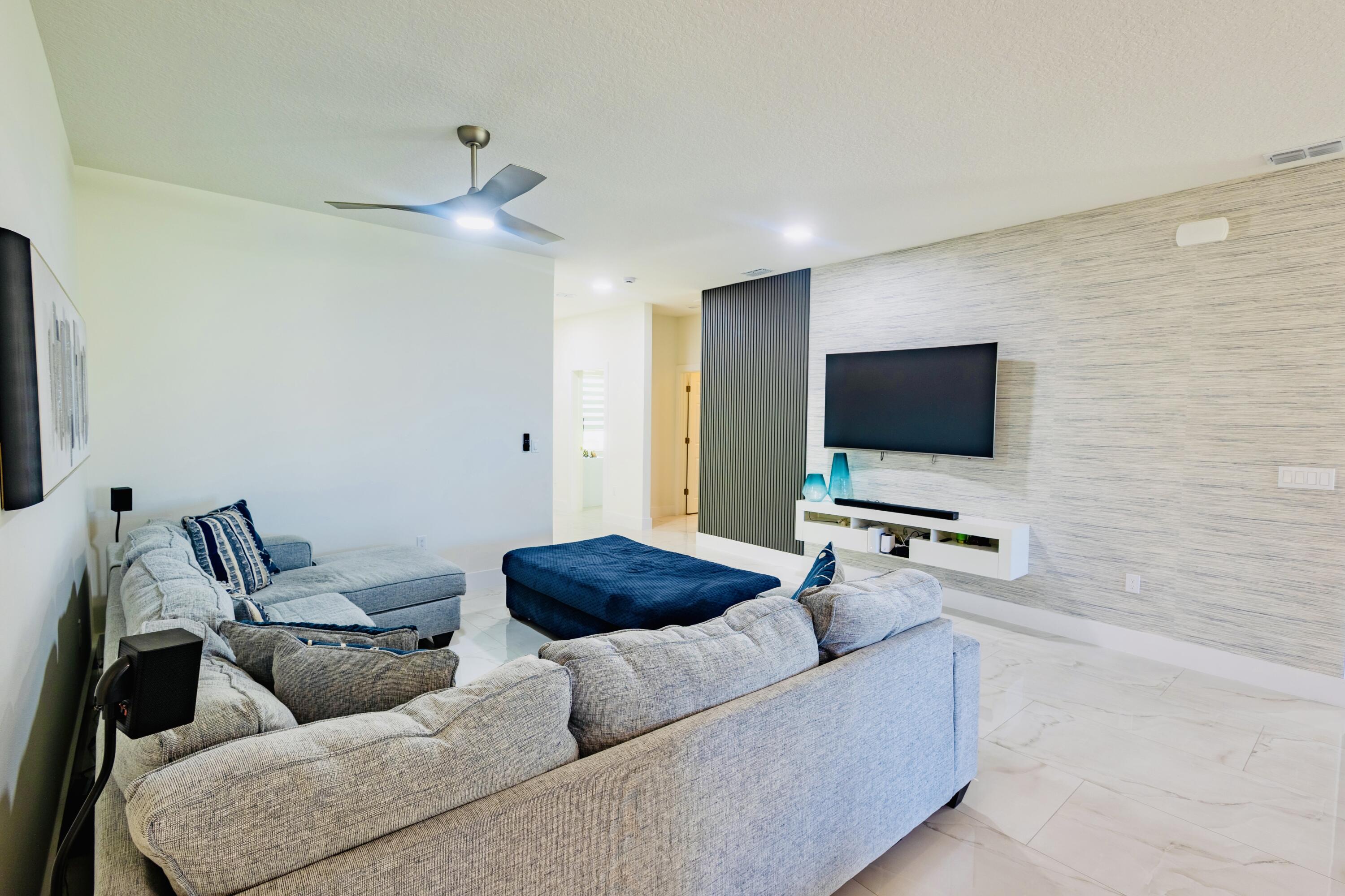 PORT ST LUCIE SECTION 12 - Residential