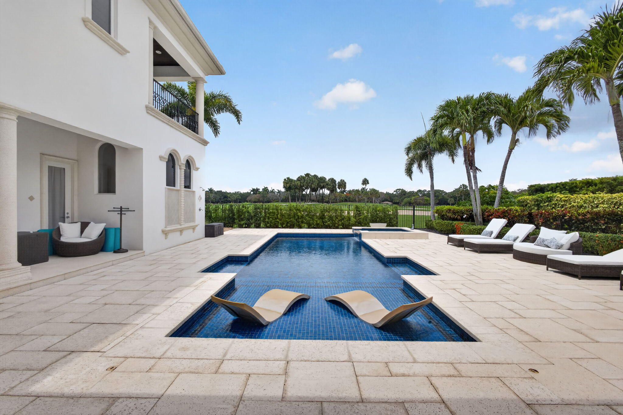 OLD PALM 2 - Residential