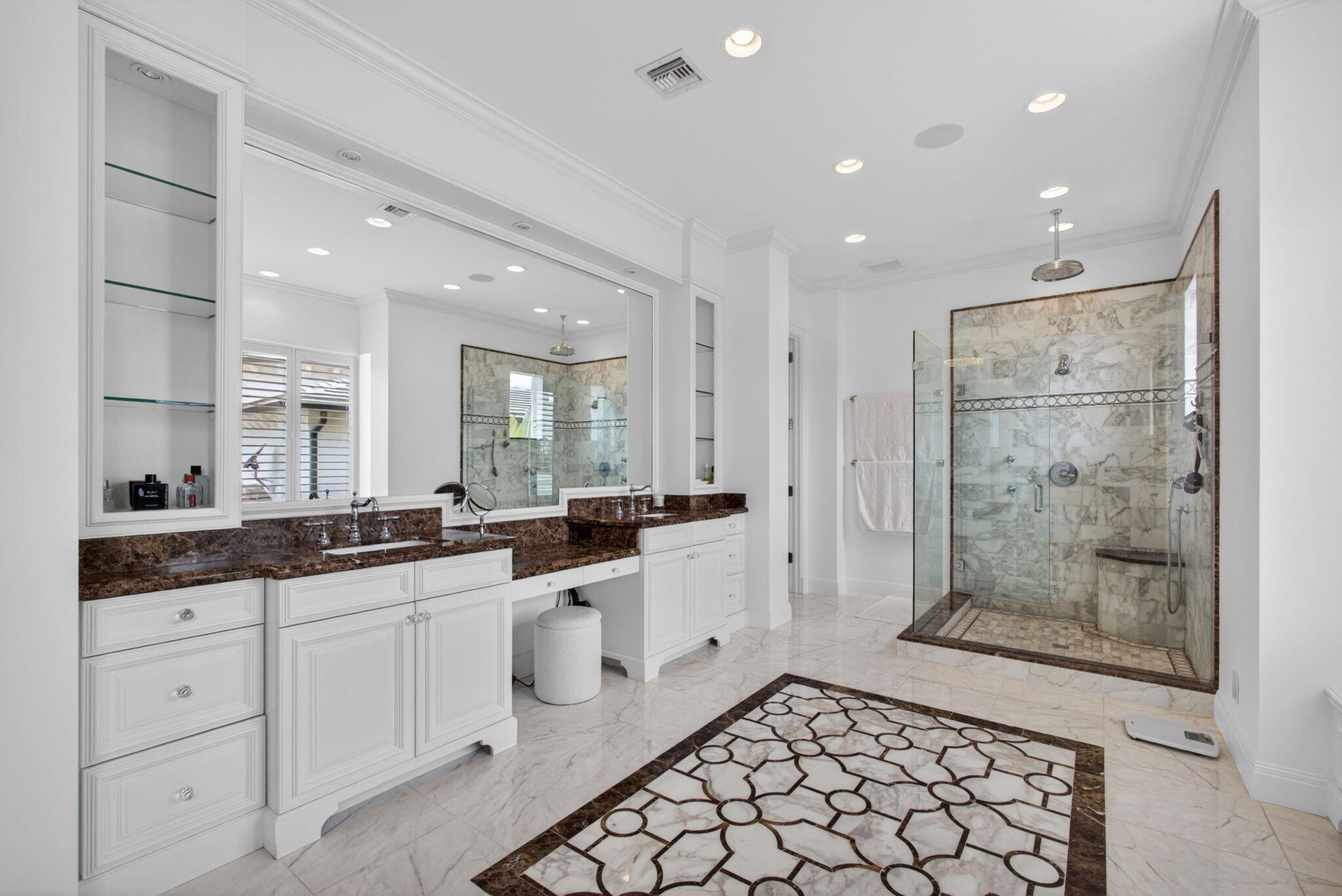 OLD PALM 2 - Residential