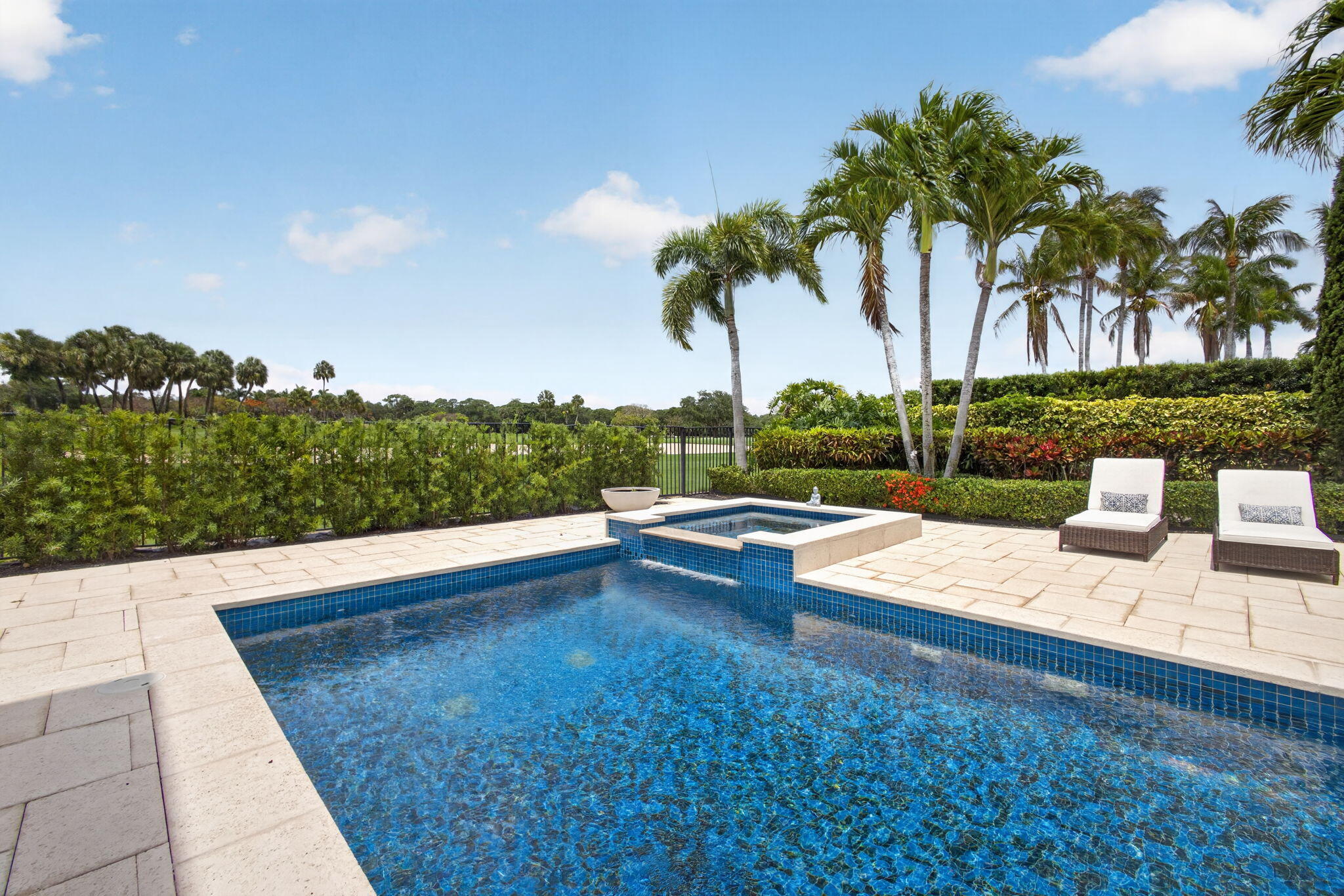 OLD PALM 2 - Residential