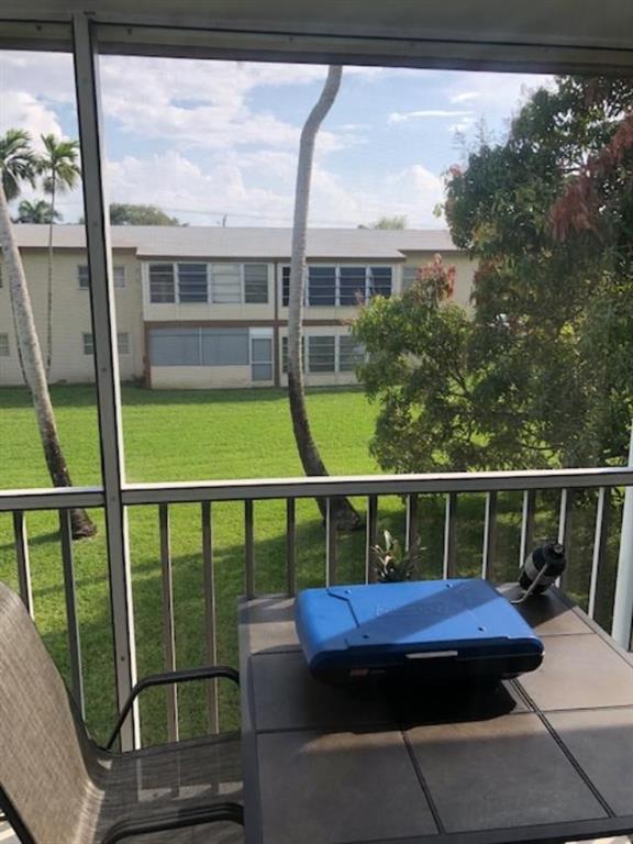 ORIOLE GARDENS - Residential