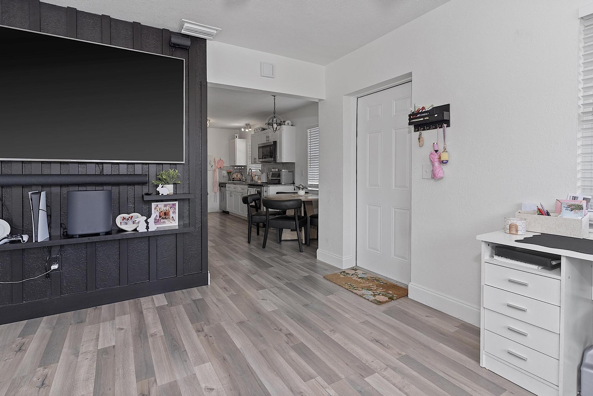 Town Of Lake Worth: Royal Poinciana - Residential