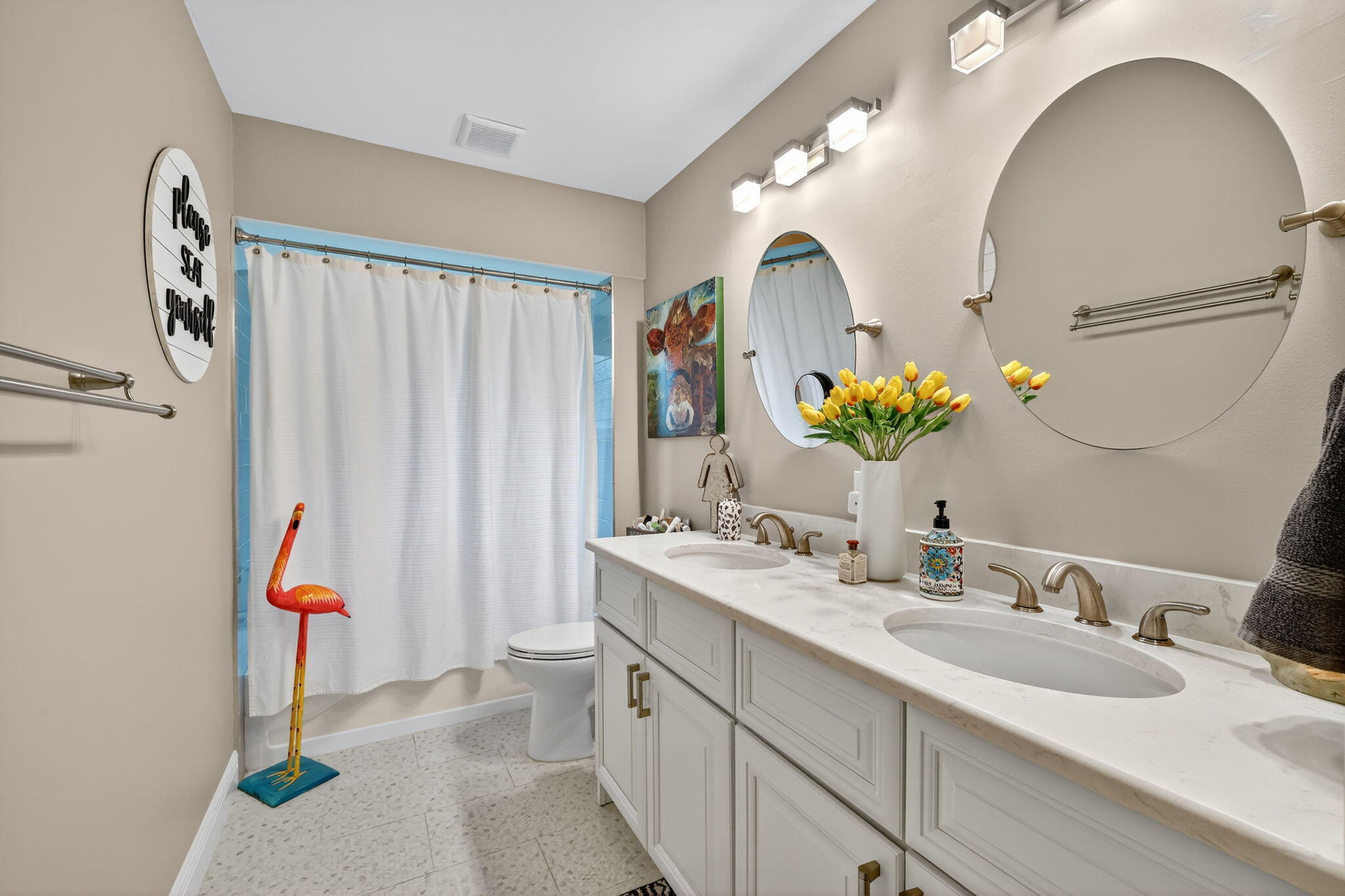 CORAL LAKES - Residential