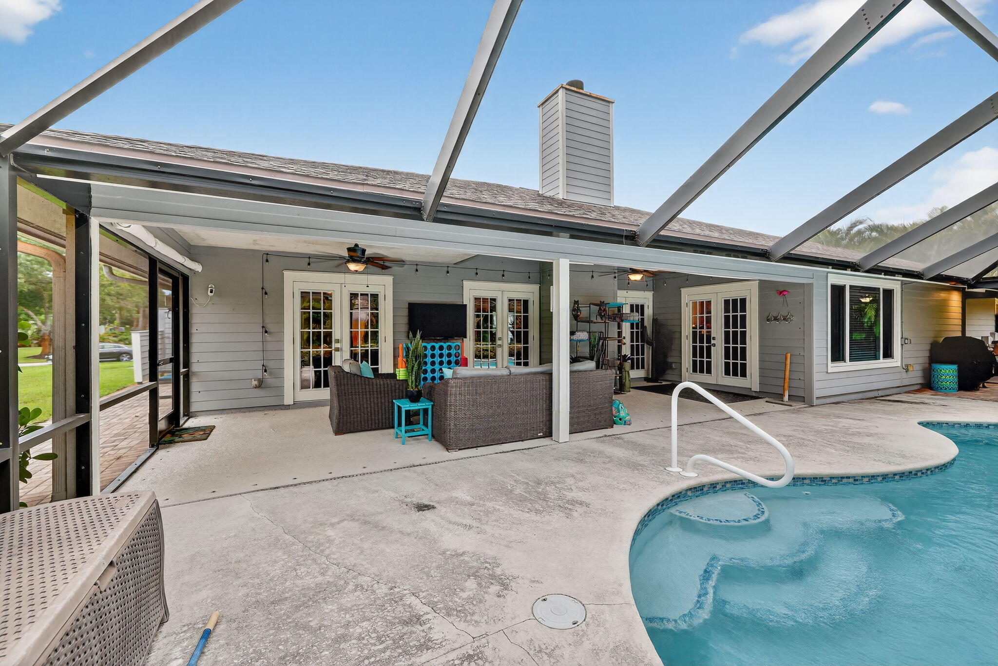 CORAL LAKES - Residential