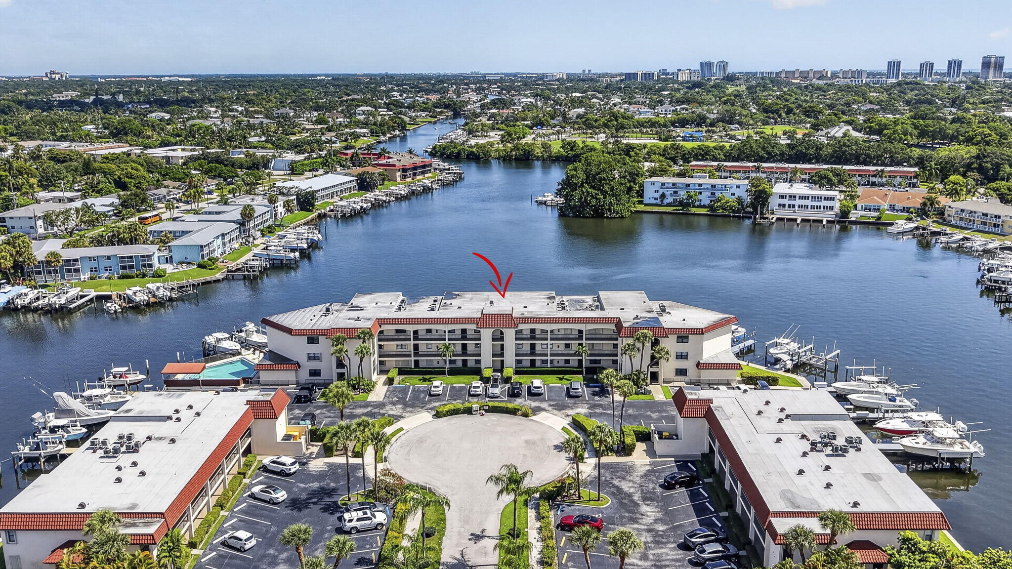 NORTHLAKE CONDO - Residential