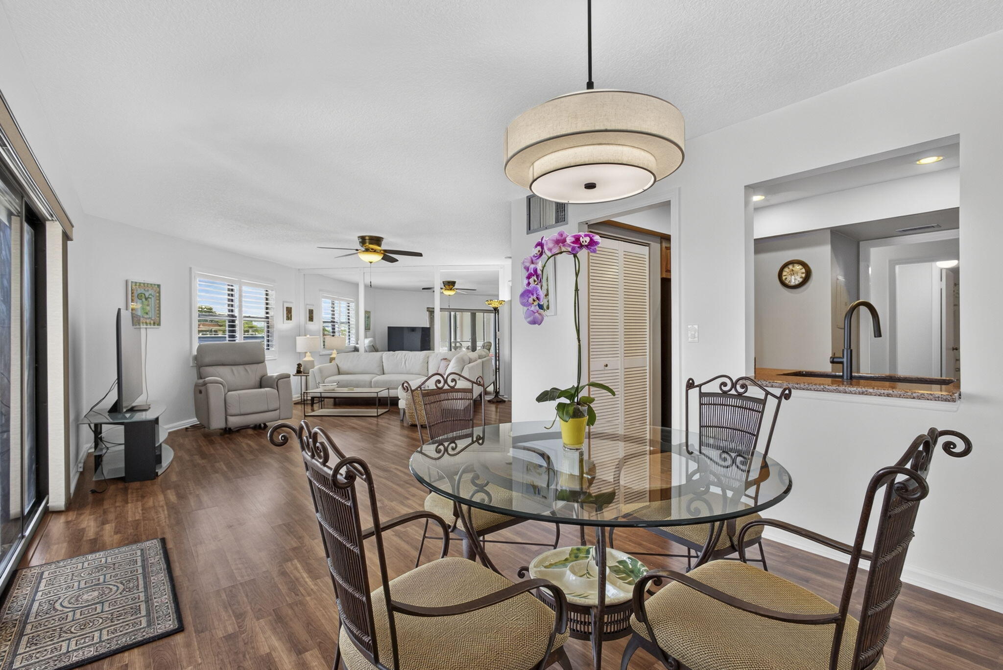 NORTHLAKE CONDO - Residential