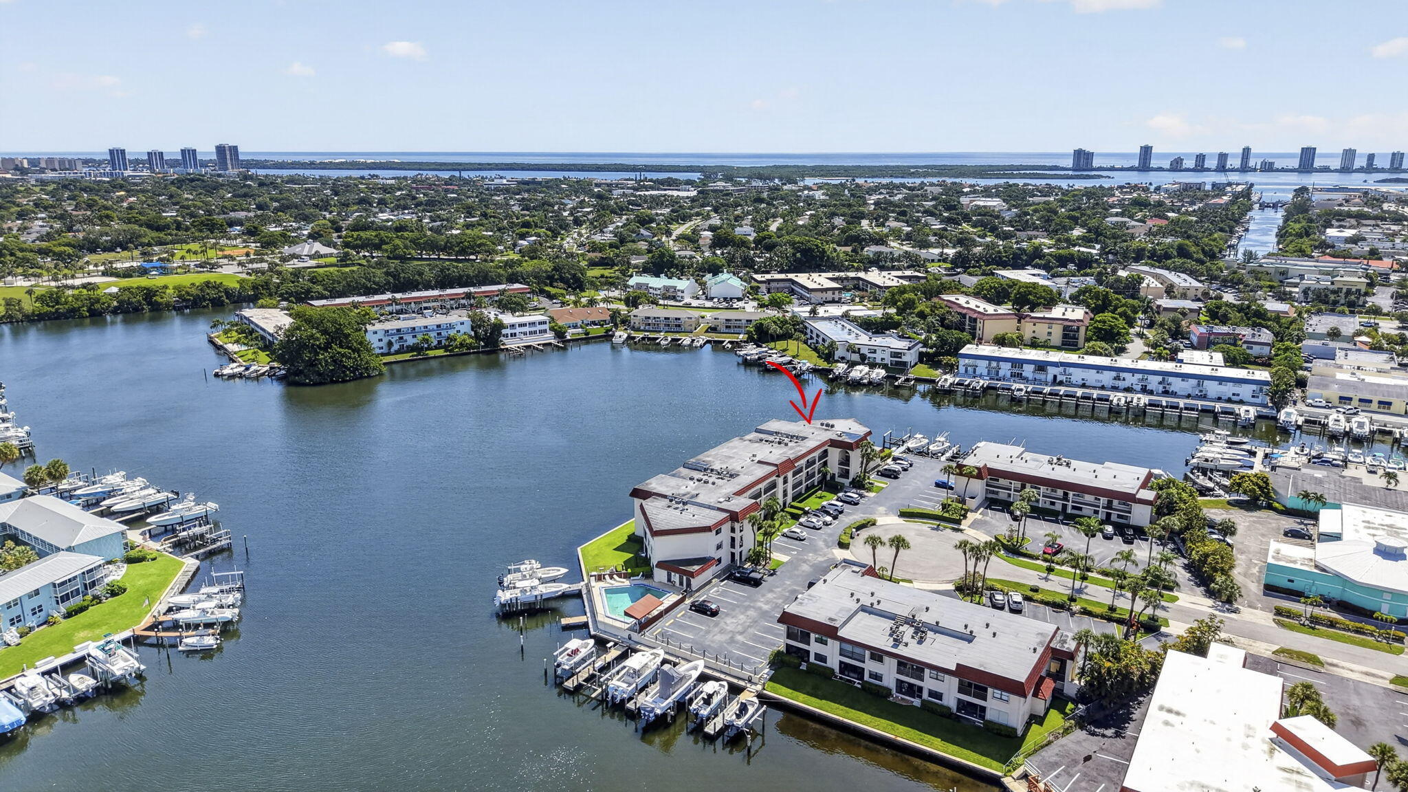 NORTHLAKE CONDO - Residential
