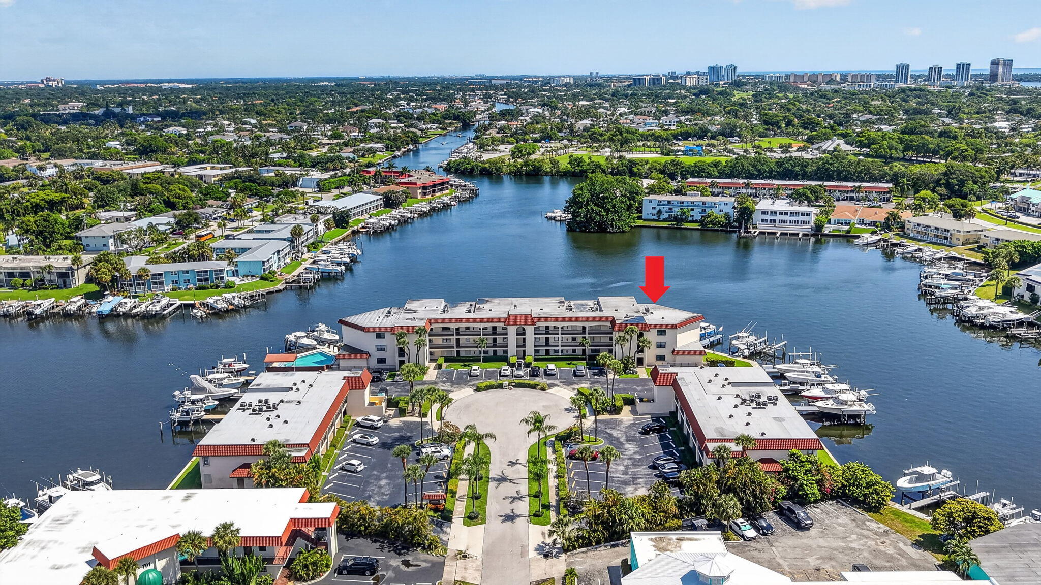 NORTHLAKE CONDO - Residential
