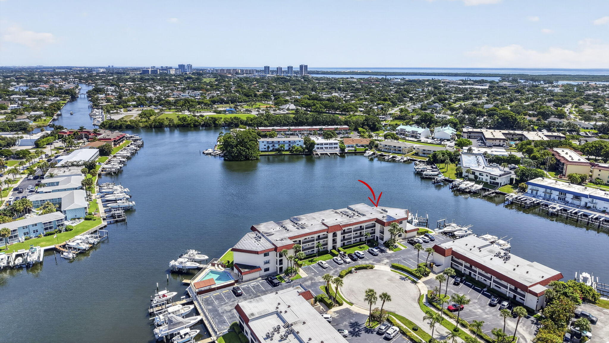 NORTHLAKE CONDO - Residential