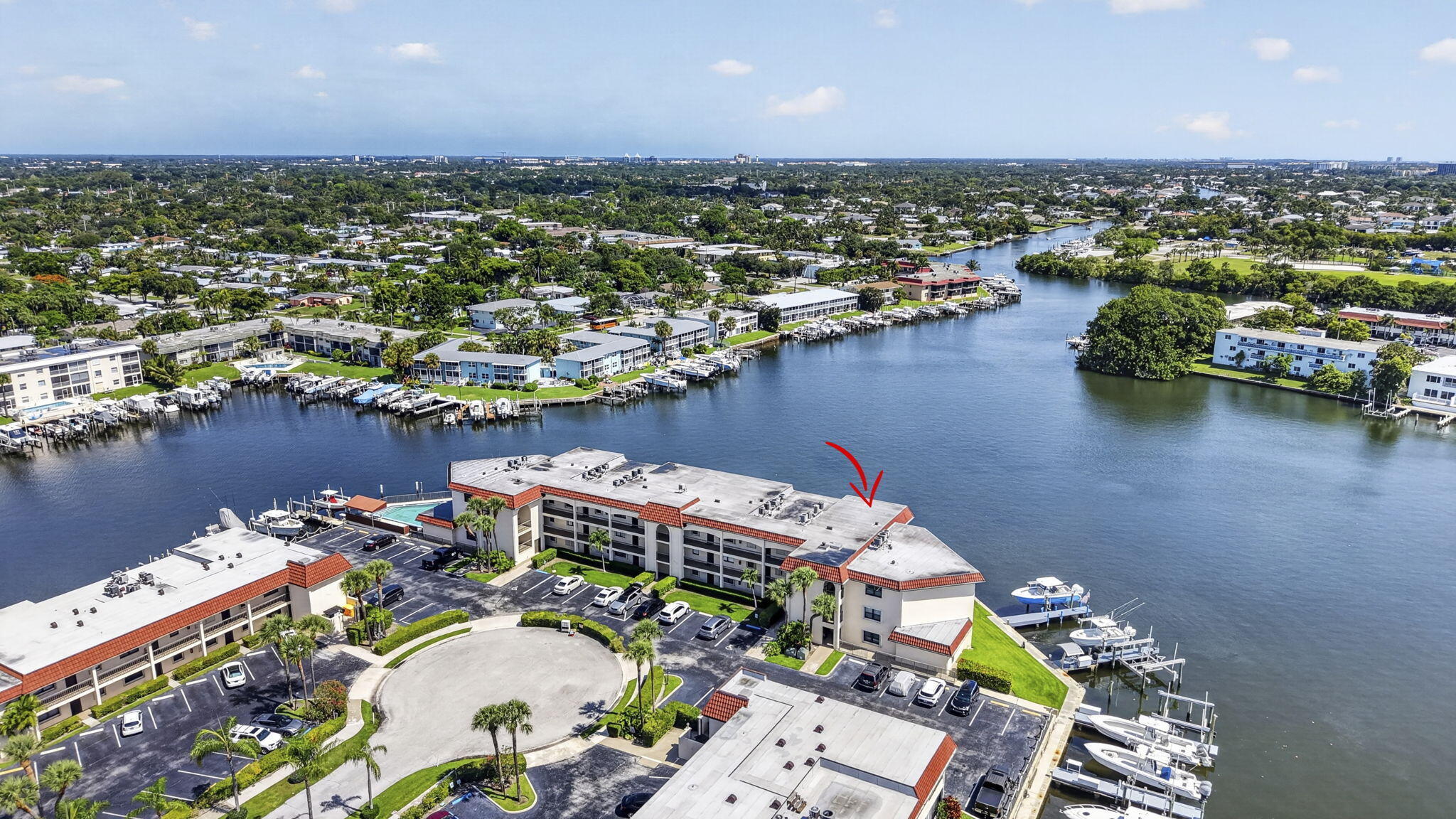 NORTHLAKE CONDO - Residential