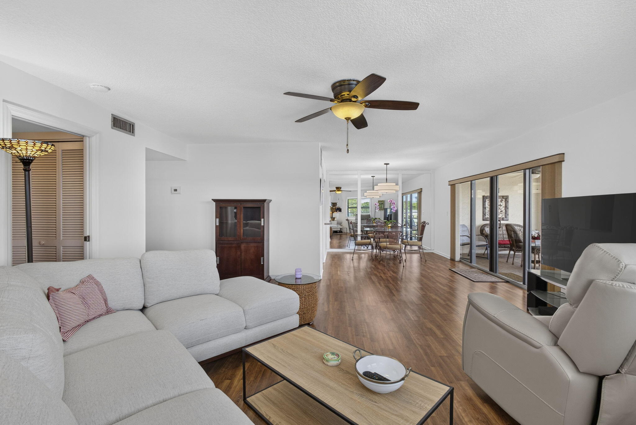 NORTHLAKE CONDO - Residential